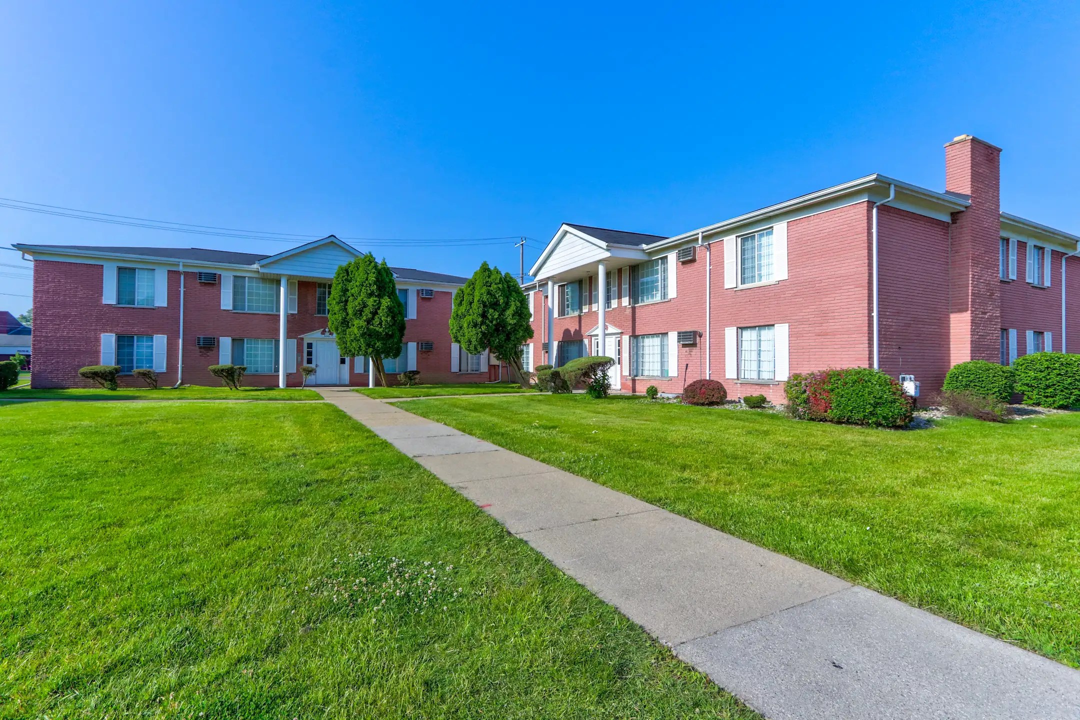 Centerline Plaza Apartments 25005 Lawrence Center Line, MI for Rent Rent.