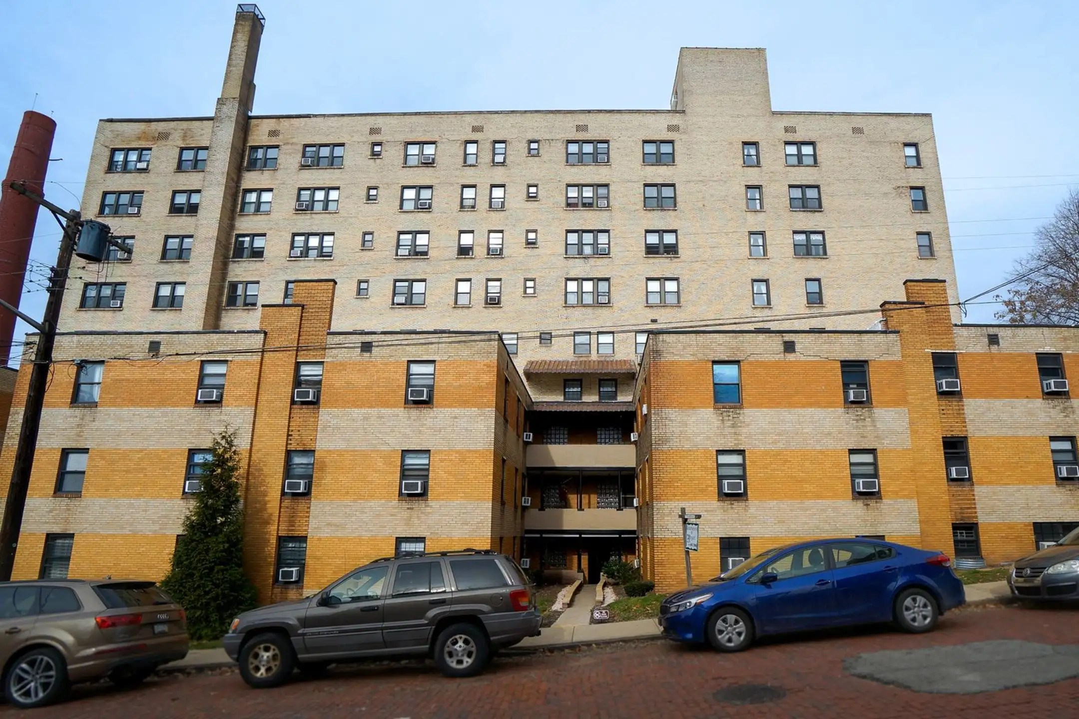 Wendover Apartments 5562 Hobart St Pittsburgh, PA Apartments for