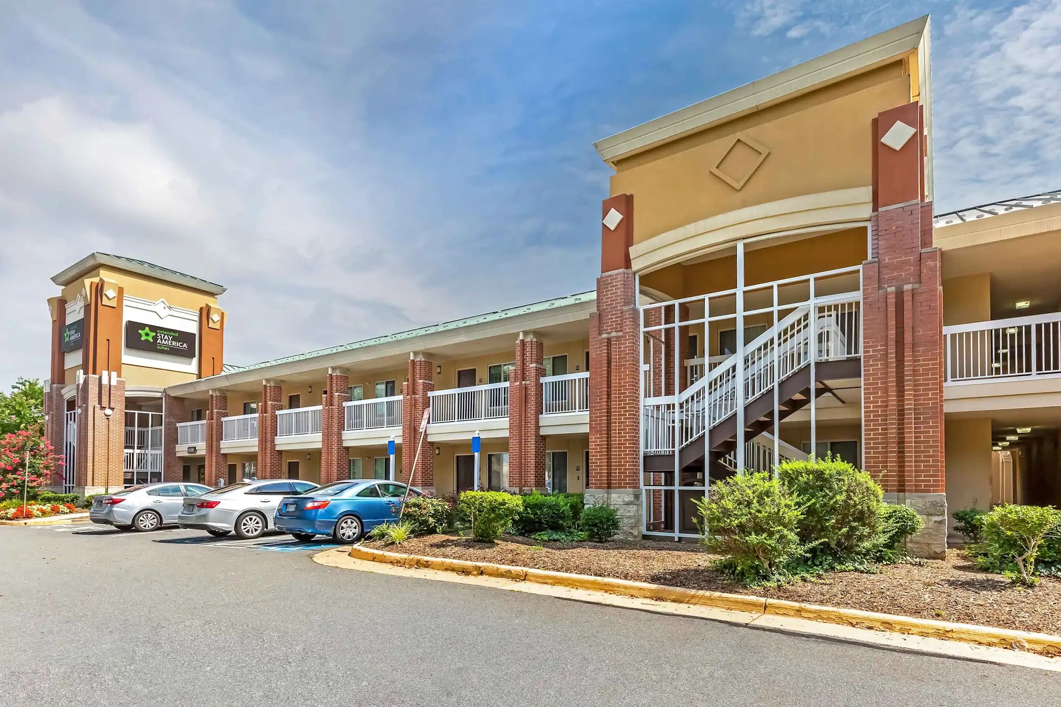 Furnished Studio Washington, D.C. Reston 12190 Sunset Hills Rd