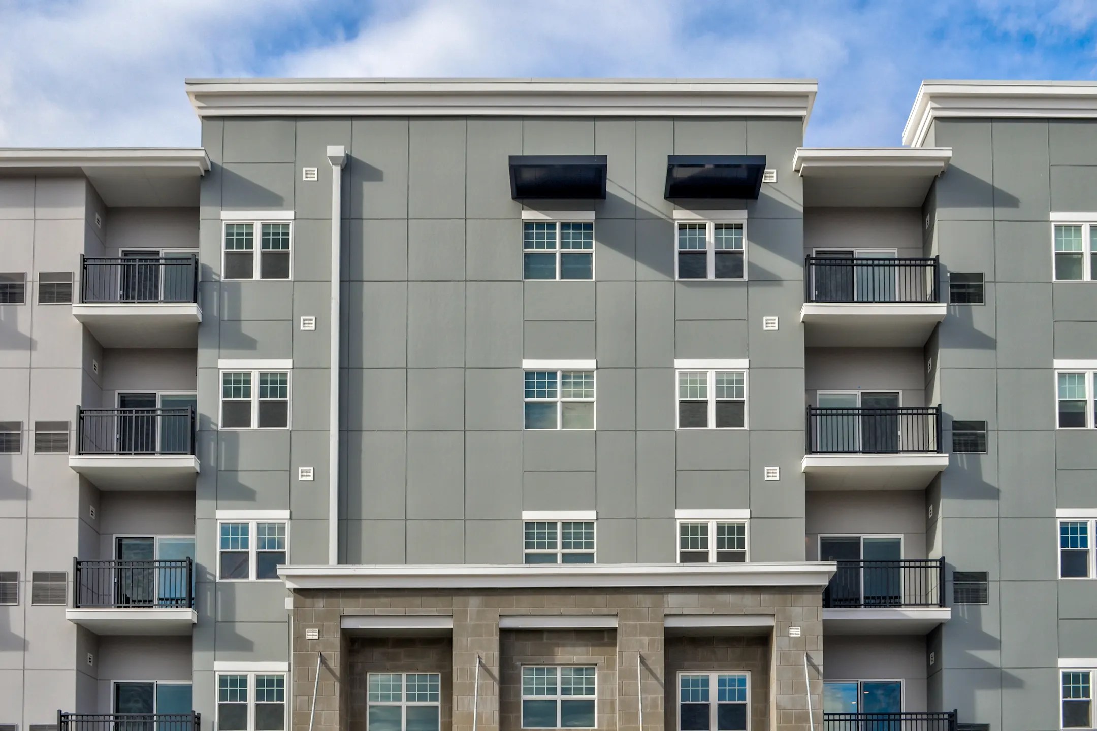 The Atwater 1000 West Fort Lee Road Bogota, NJ Apartments for Rent