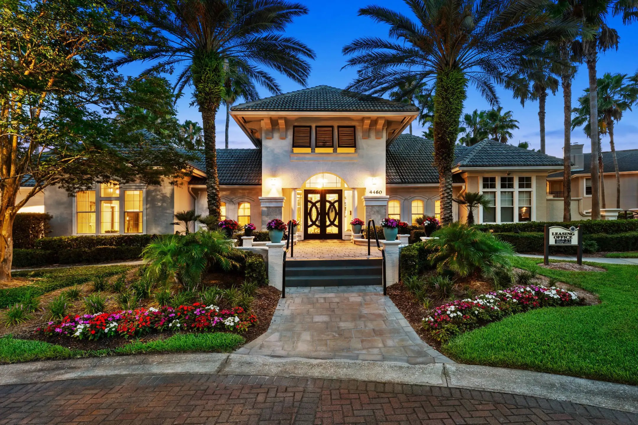 Cape House 4460 Hodges Blvd Jacksonville, FL Apartments for Rent