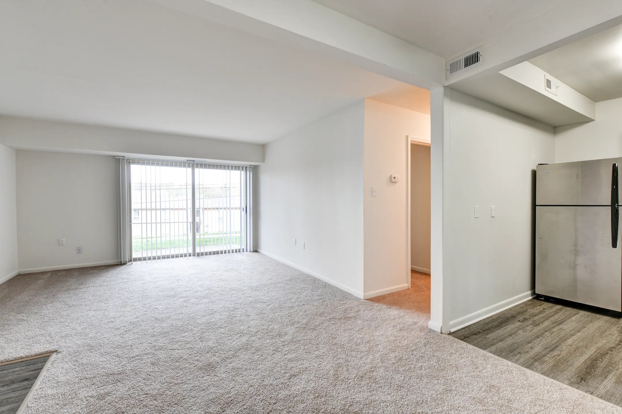 York Apartments 2000 Maplewood Dr York, PA for Rent Rent.