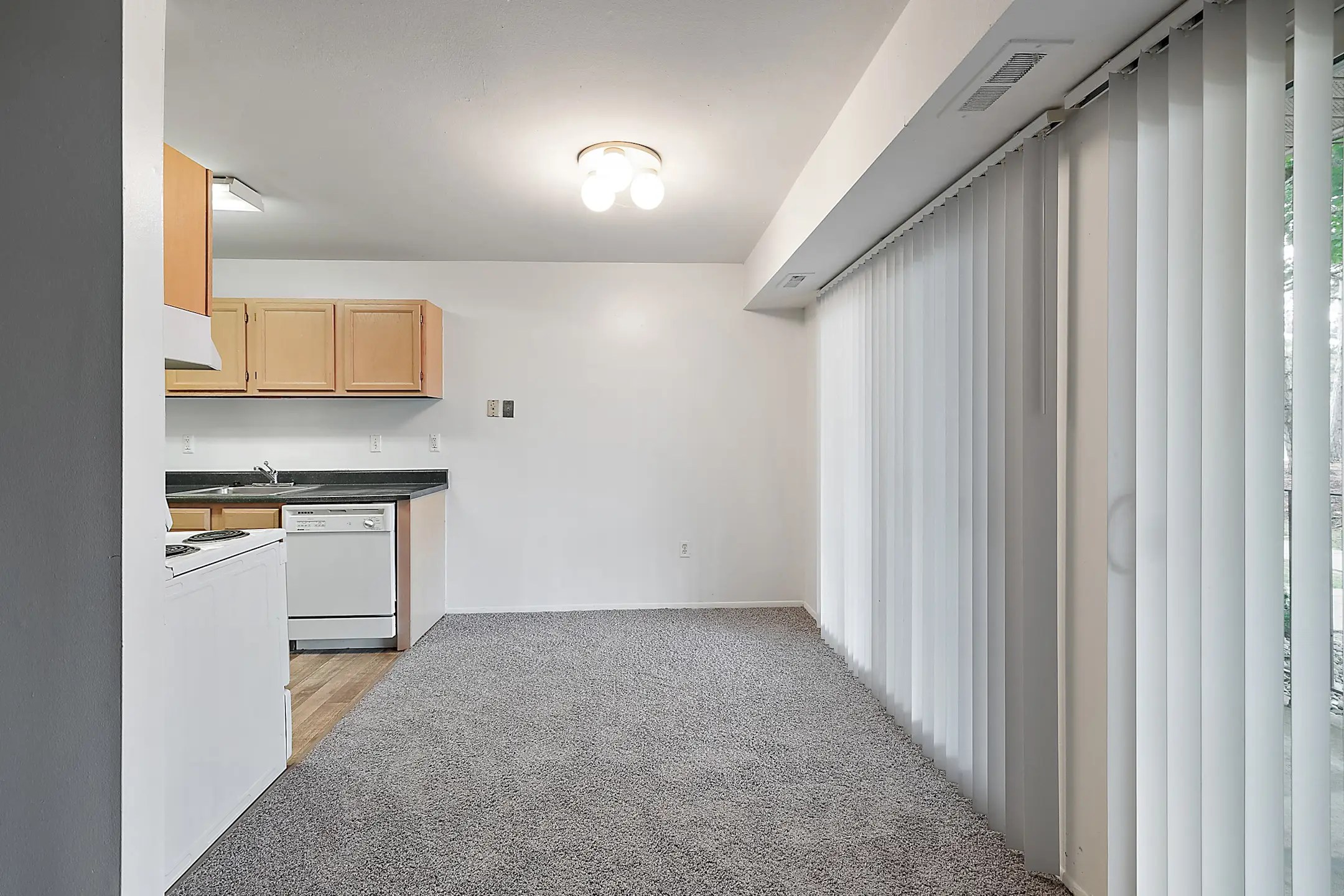 Sunnymede Apartments Troy, MI 48084