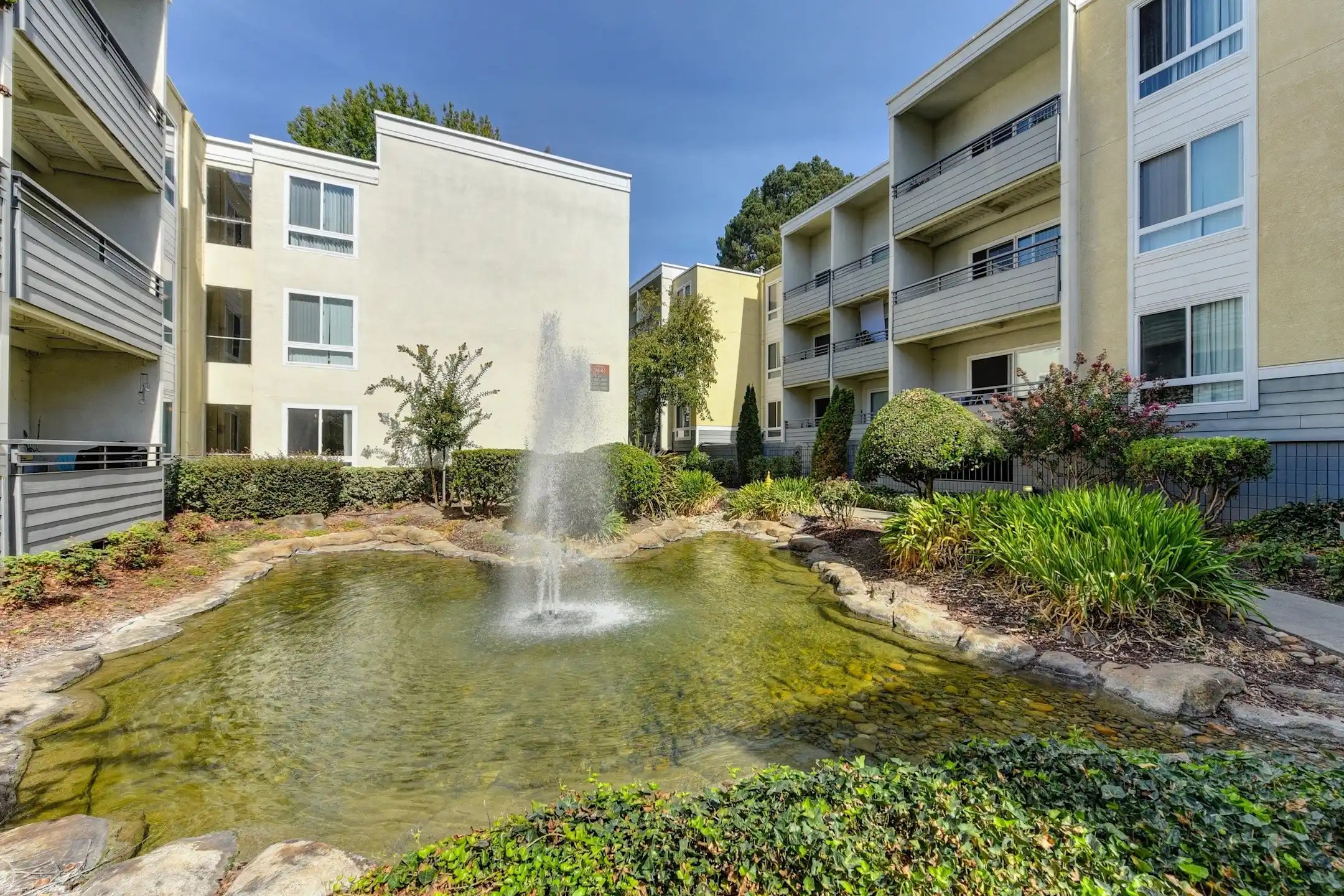 The Retreat Apartments Walnut Creek, CA 94596