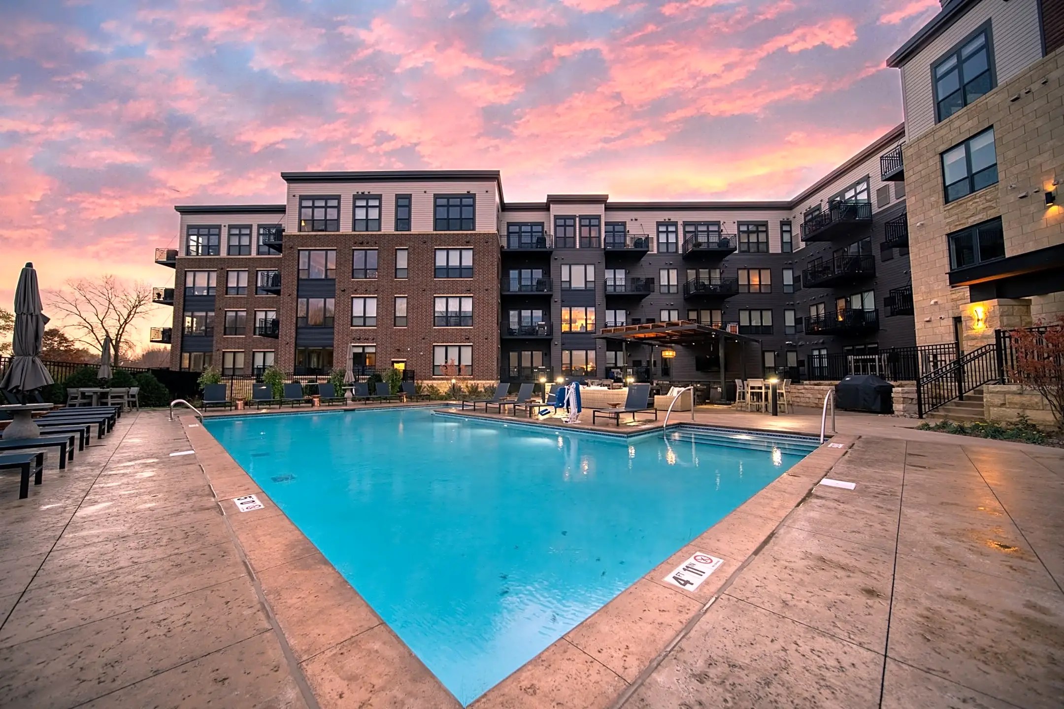 The Reserve at Mendota Village 720 S Plaza Dr Mendota Heights, MN