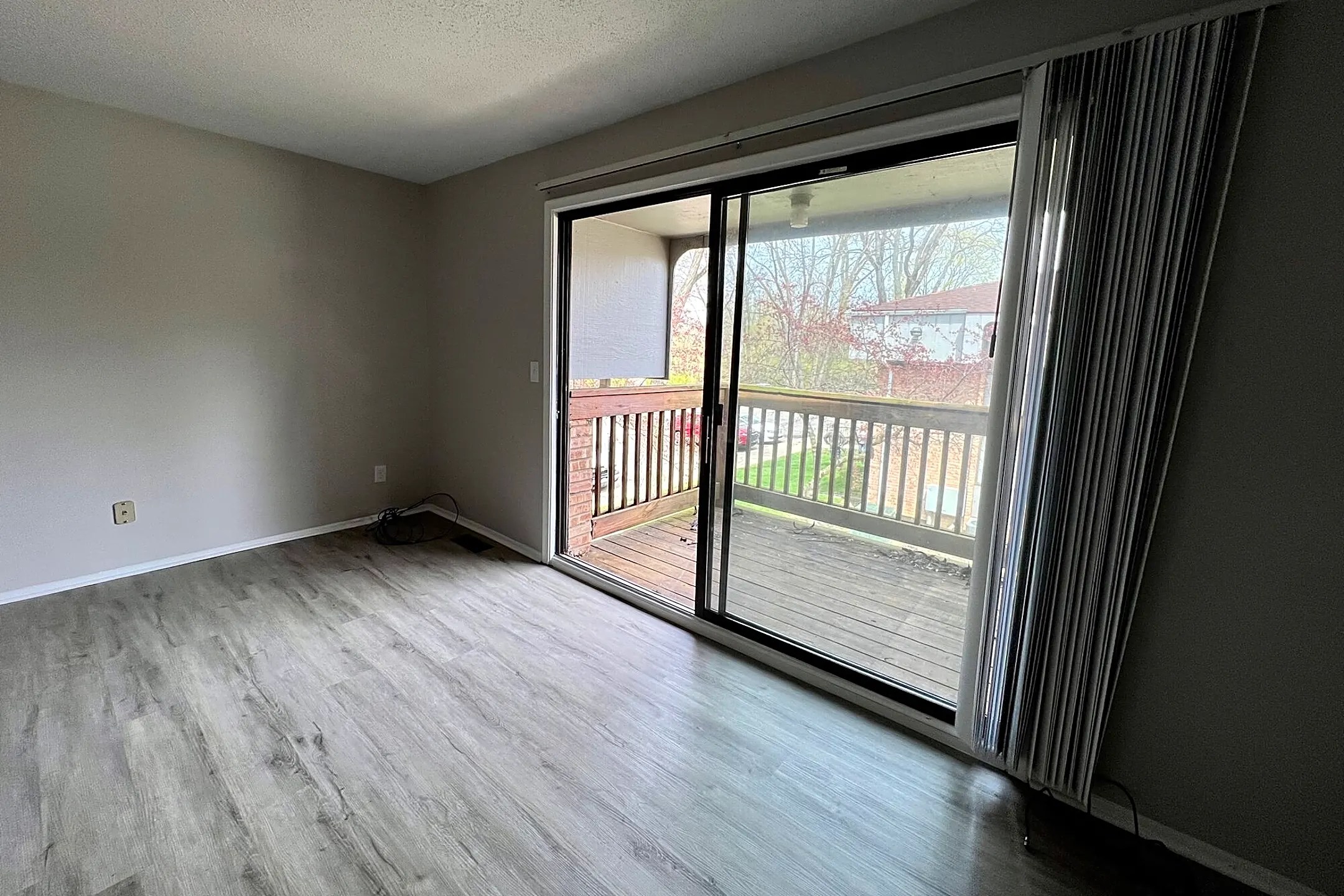 Flushing Valley Apartments 300 Henry Ct Flushing, MI Apartments for