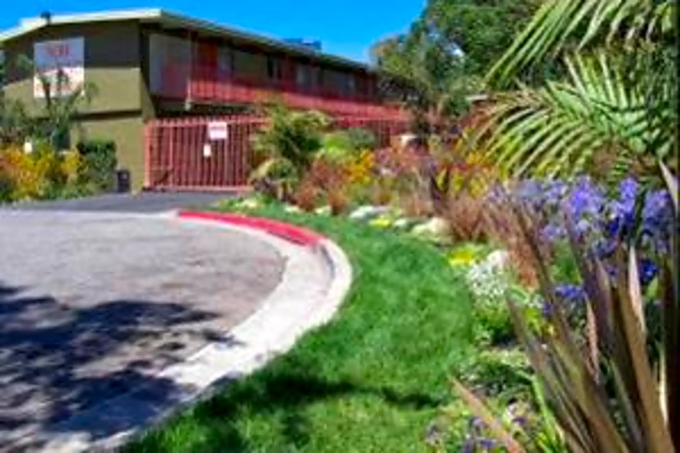 East Occidental Apartments 443 Occidental Dr Oxnard, CA Apartments