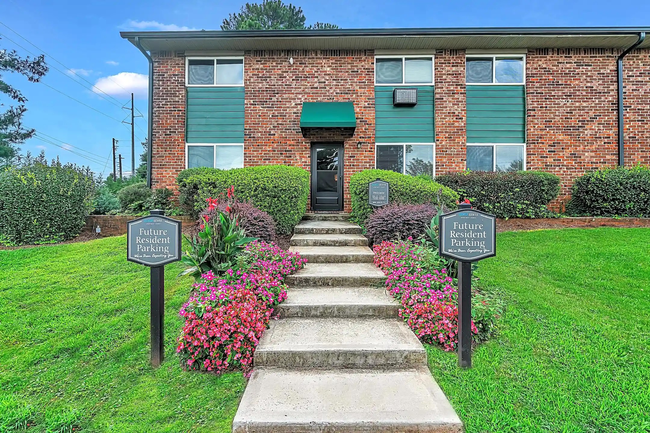 Cobbs Creek Apartment Homes 3961 covington highway Decatur, GA