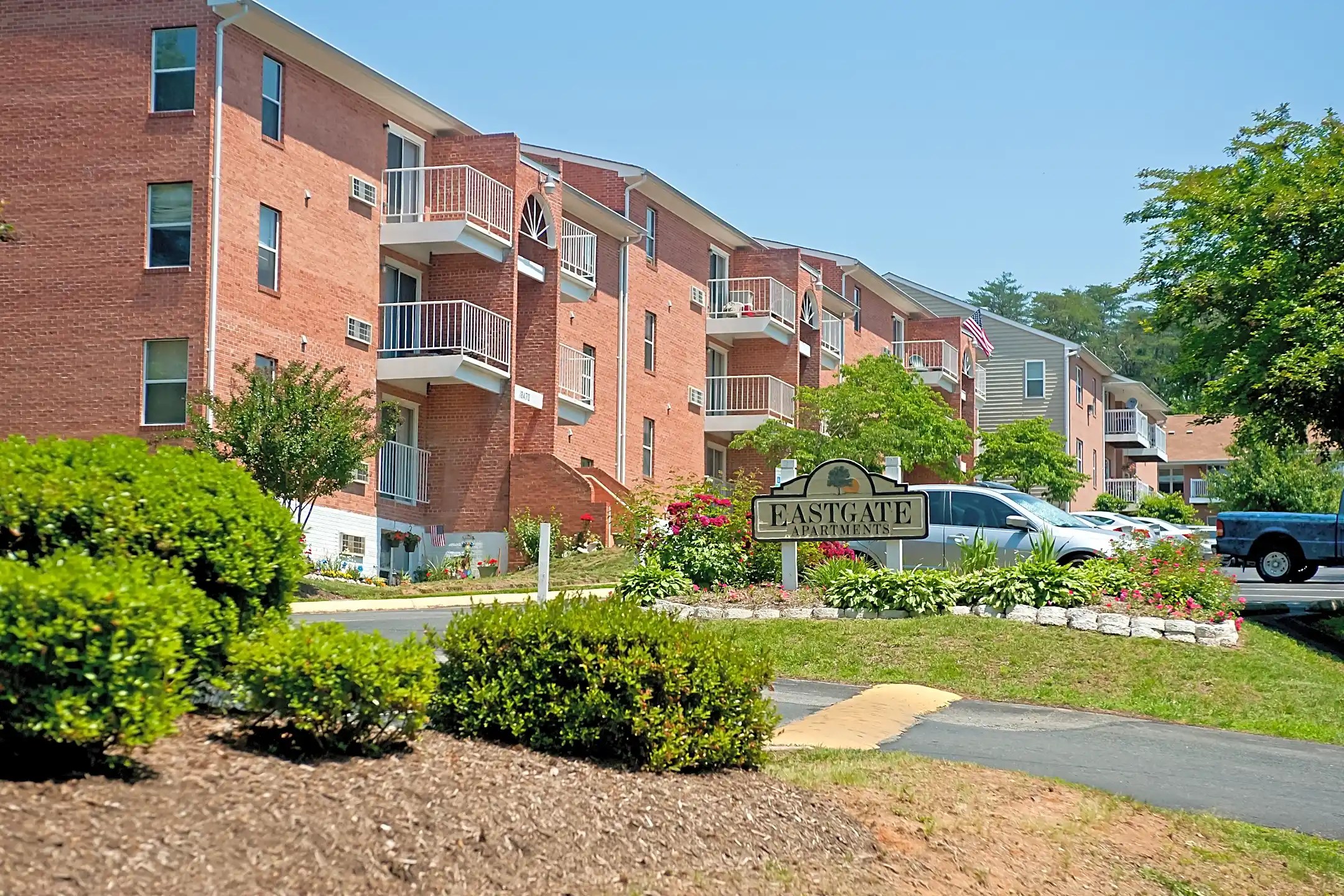 East Gate Apartments Triangle, VA 22172
