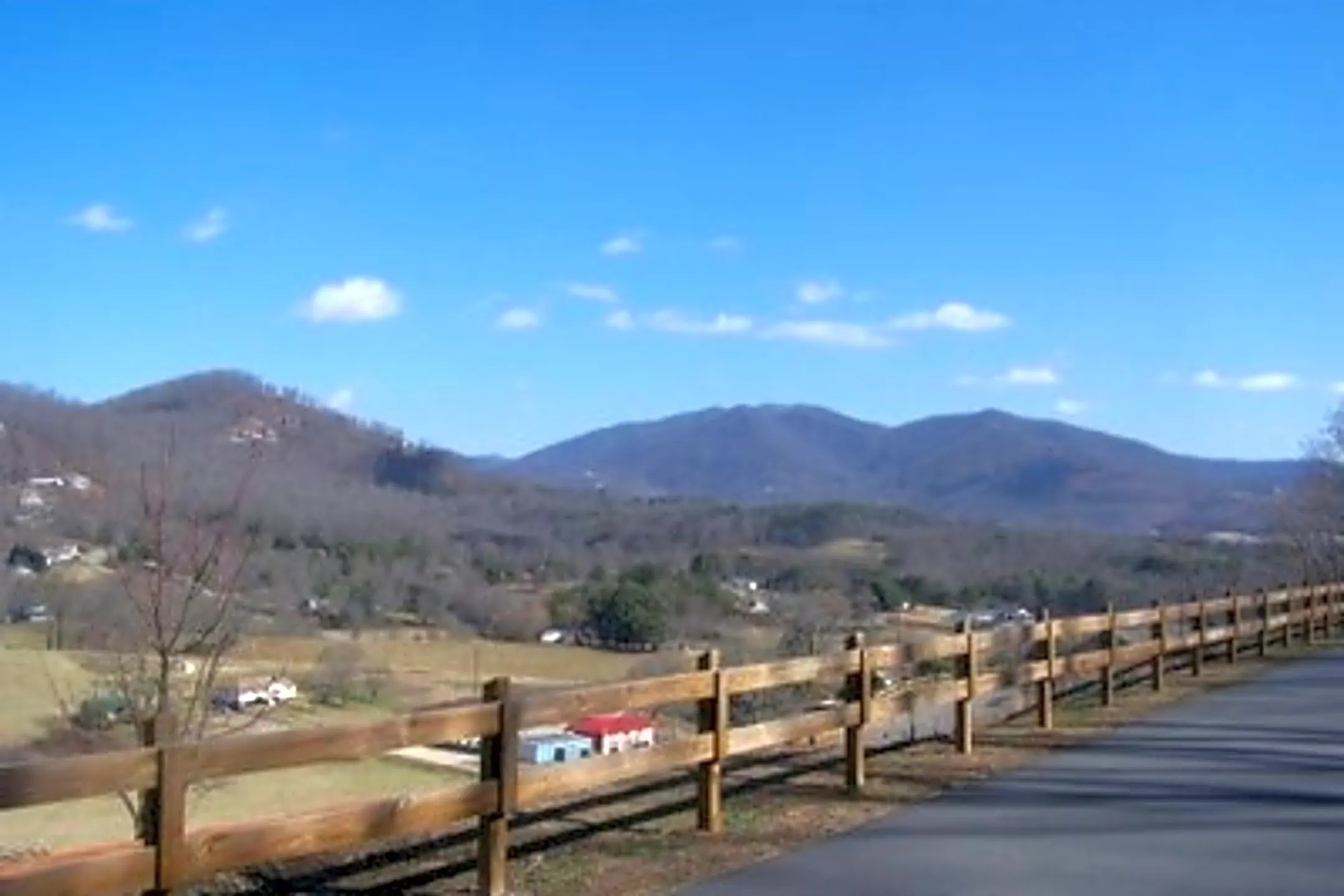 Ridgeline Apartments 3346 Old Highway 64 East Hayesville, NC for