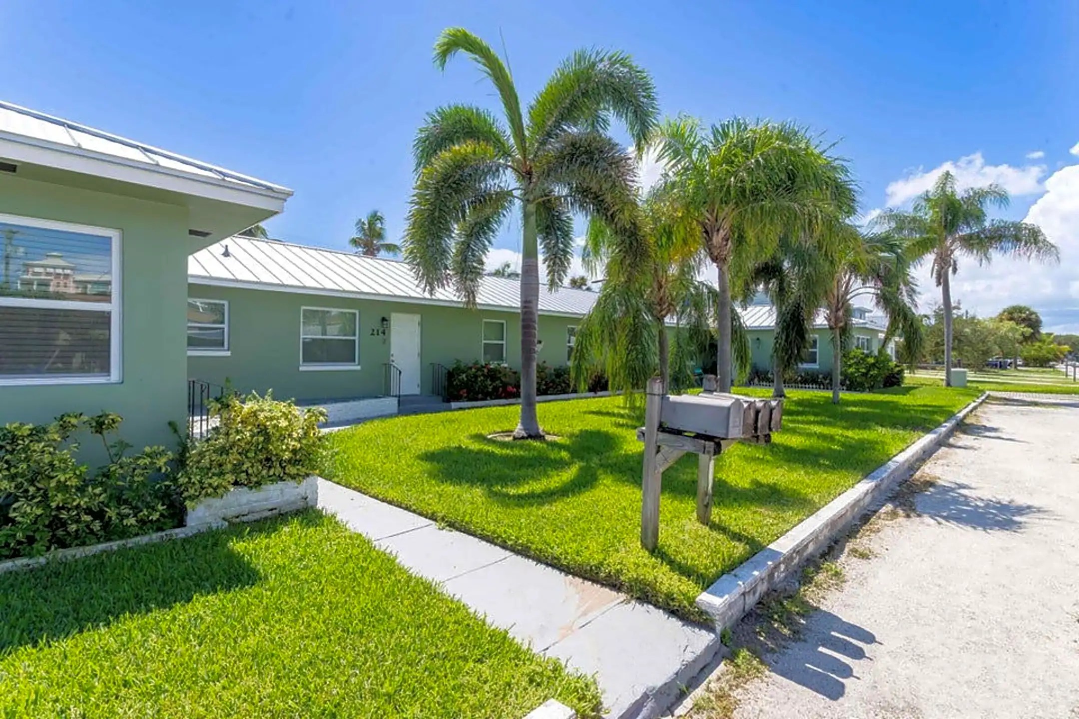 214 Lakeview Ave 214 Lakeview Ave unit 214 Lantana, FL Apartments
