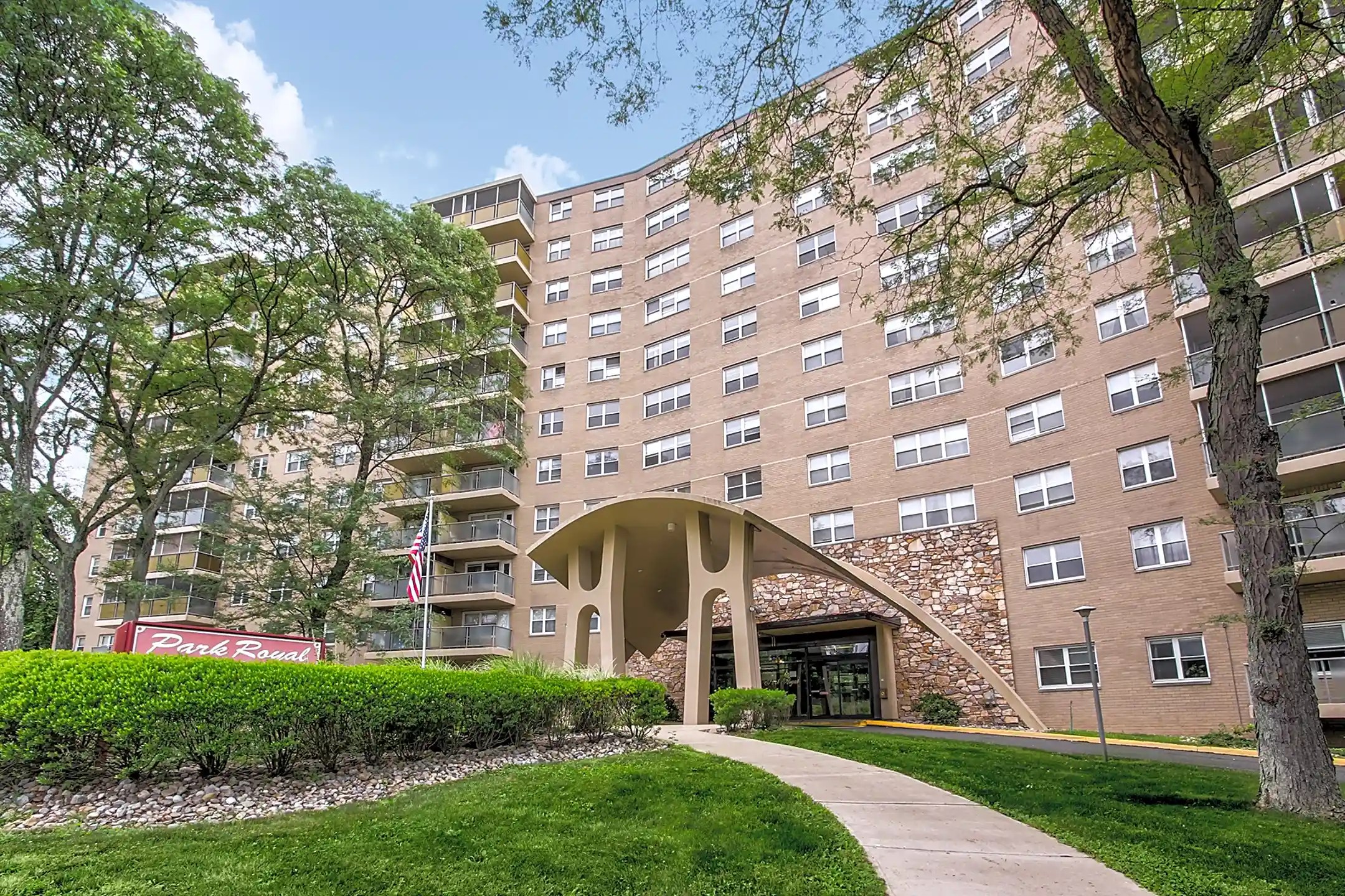 Park Royal Apartments 2600 Park Ave Bridgeport, CT for Rent Rent.
