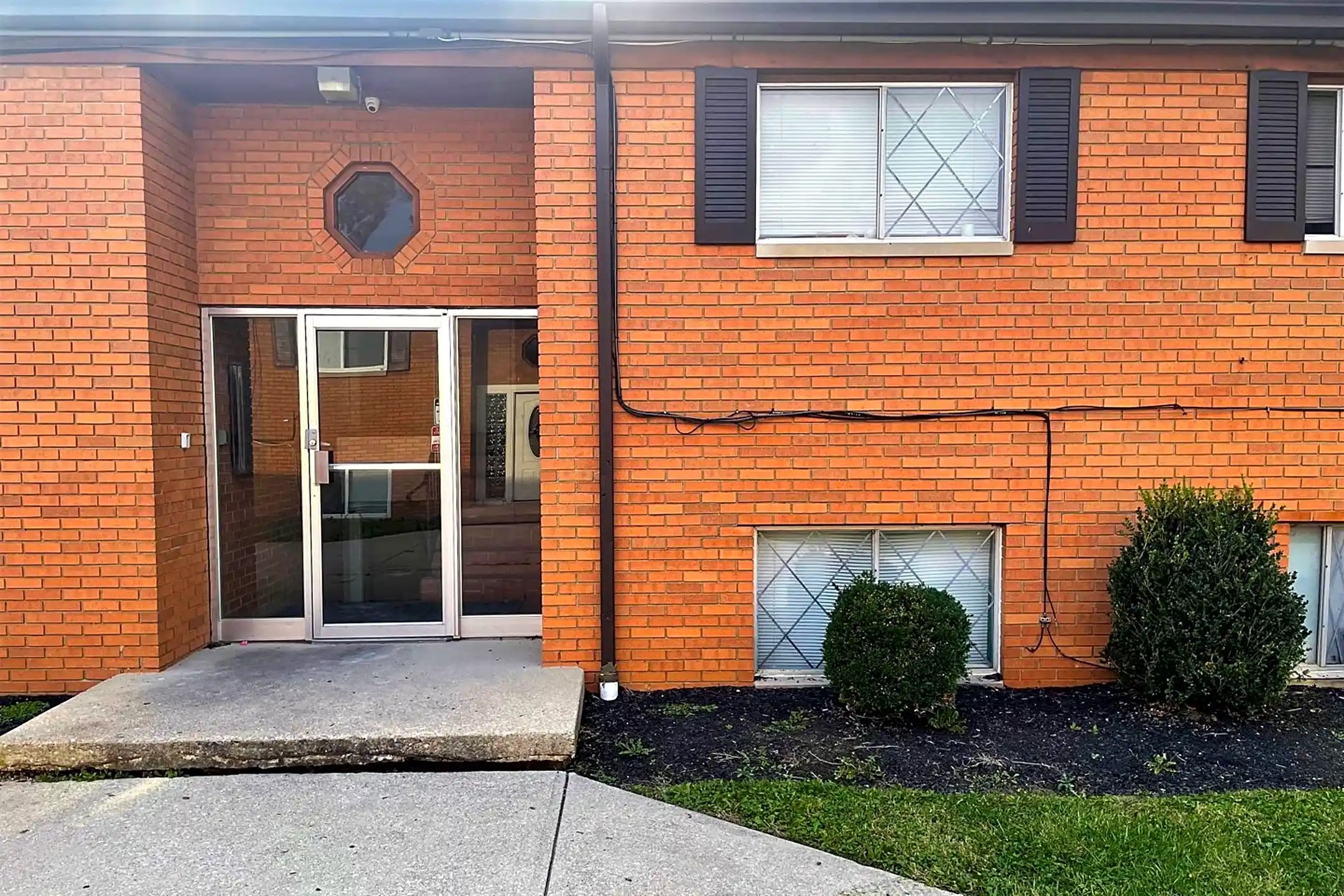 6601 E Livingston Ave 6601 E Livingston Ave unit 2 Reynoldsburg, OH