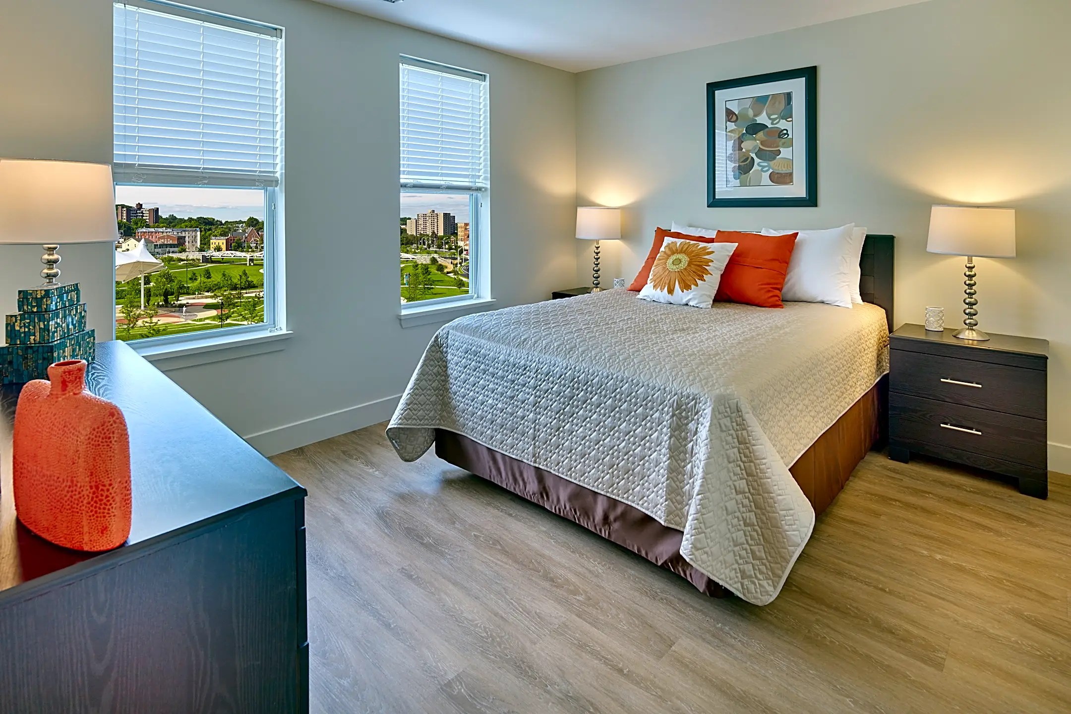 Meriden Commons Meriden, CT 06450