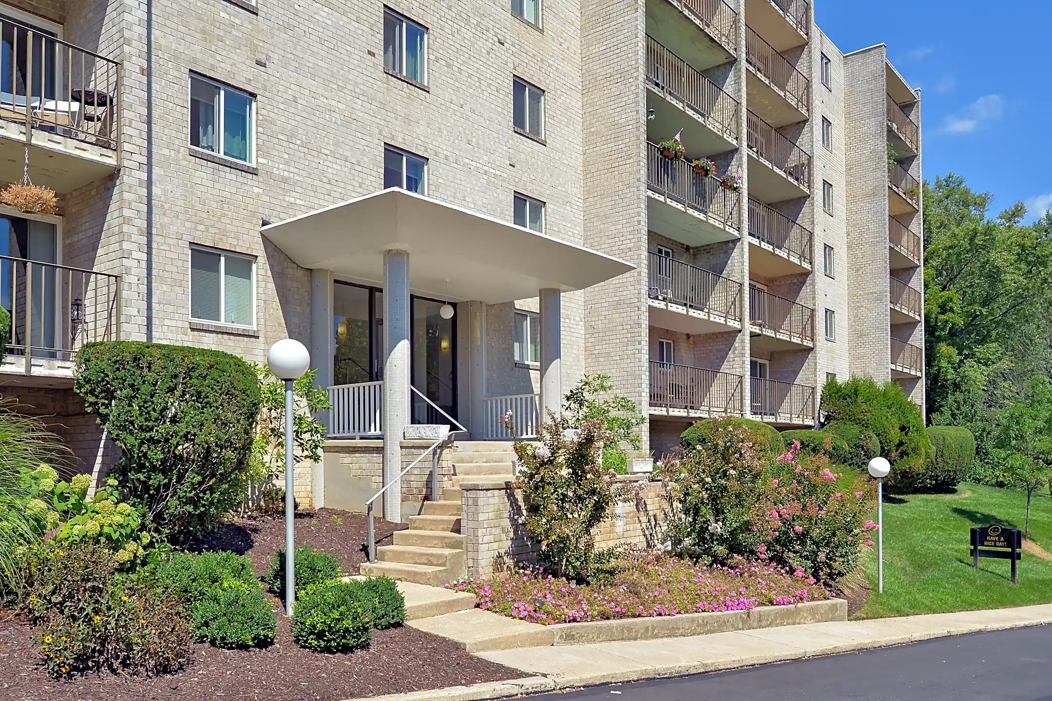 Gladstone Towers Apartments Lansdowne, PA 19050