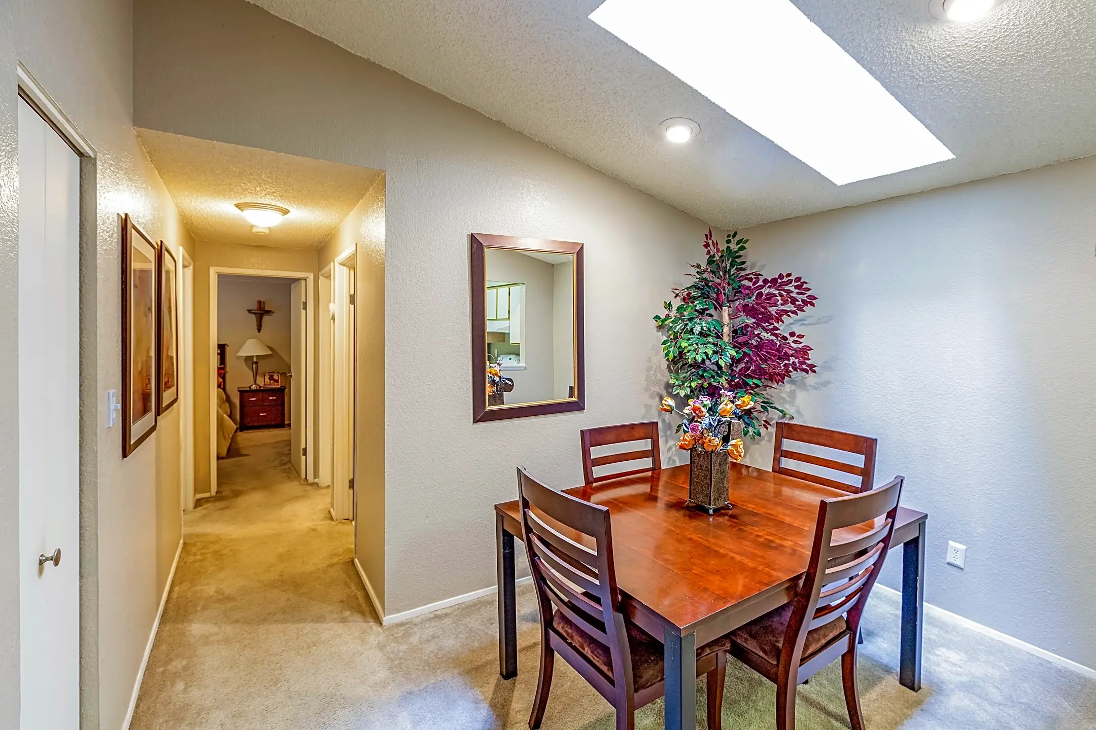 Autumn Chase 20415 Bothell Everett Hwy Bothell, WA Apartments for