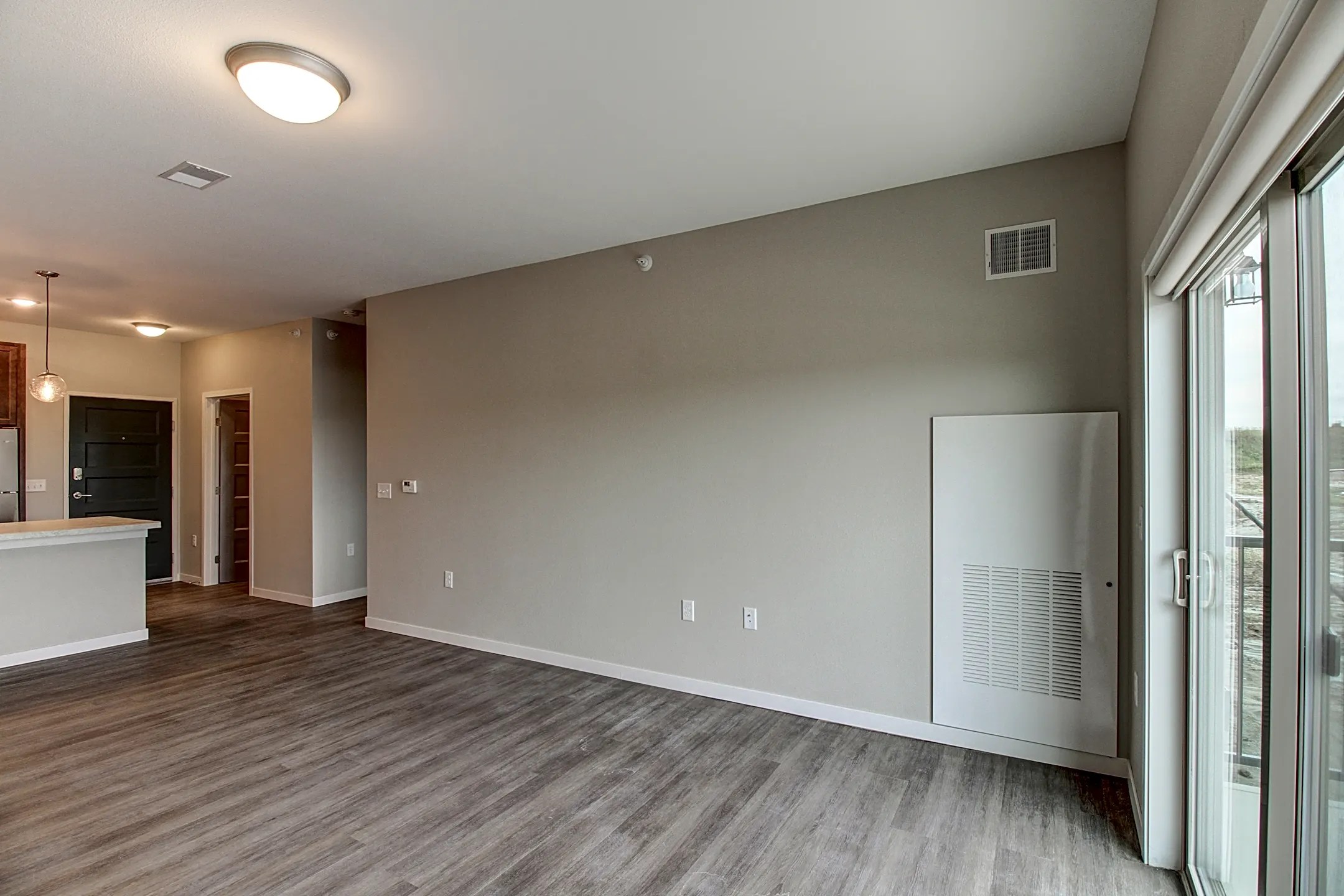 Silverthorne Flats 2105 S Silverthorne Ave Sioux Falls, SD