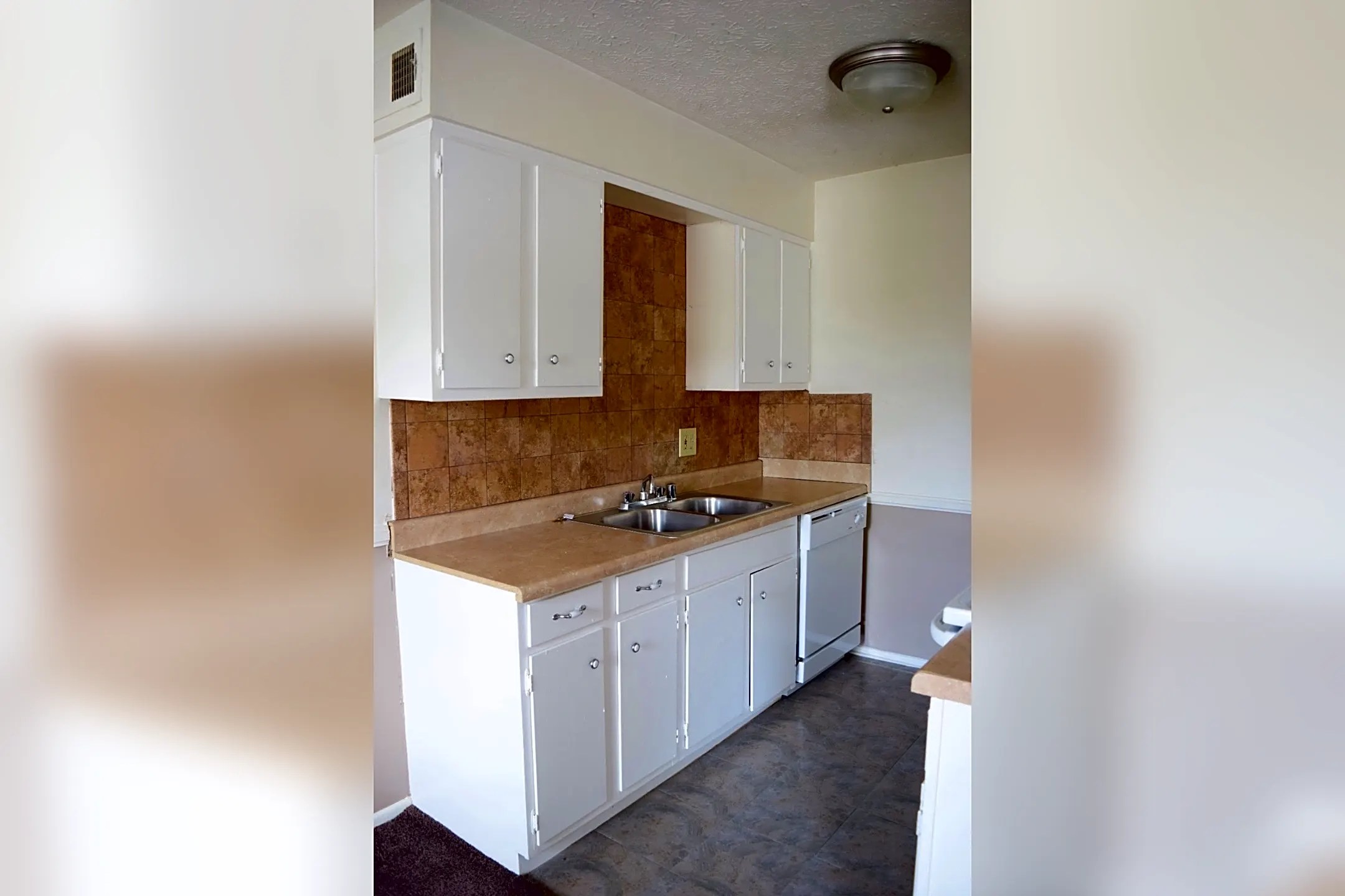 5315 Outer Loop Apartments Louisville, KY 40219