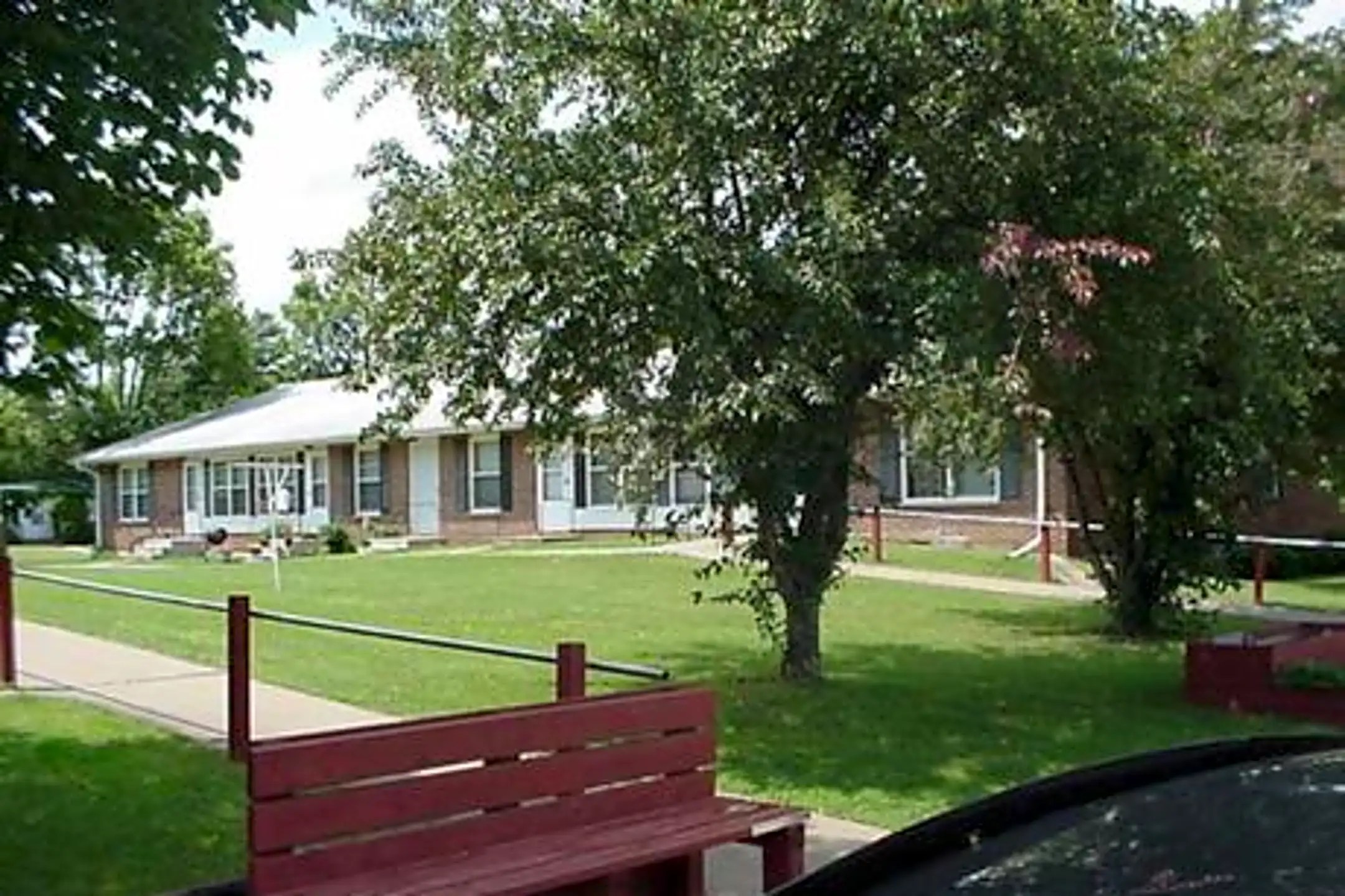 Manor Apartments 1106 Charlotte St Boyceville, WI for Rent Rent.