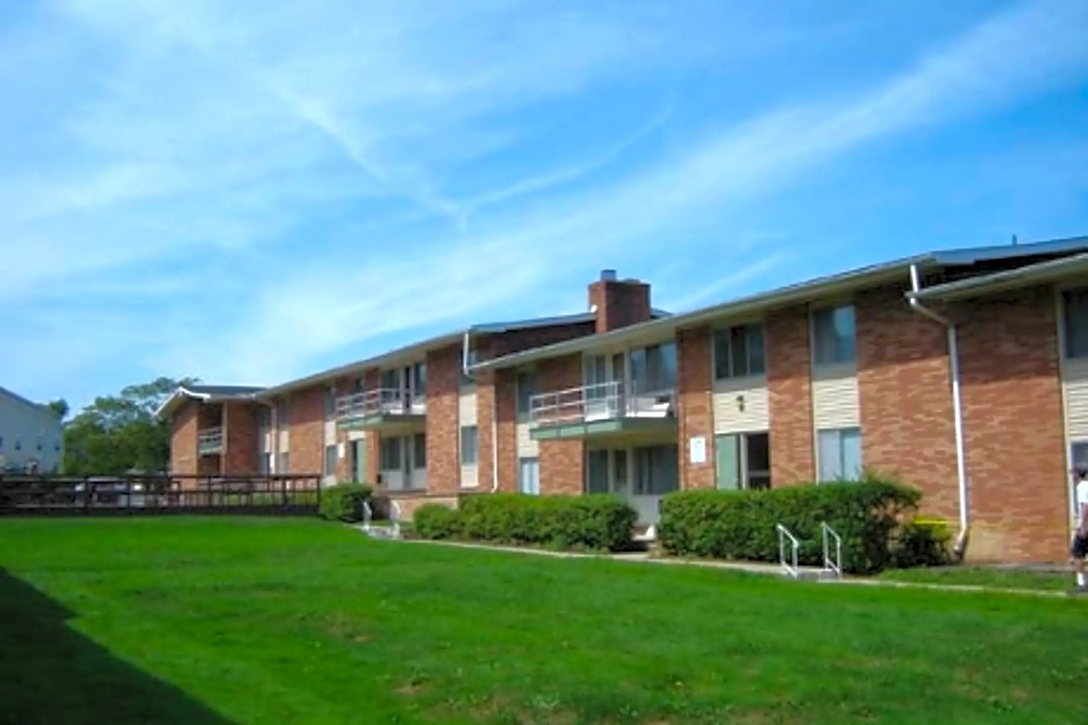 Pinecrest Apartments 8690 Broadview Rd Broadview Heights, OH for