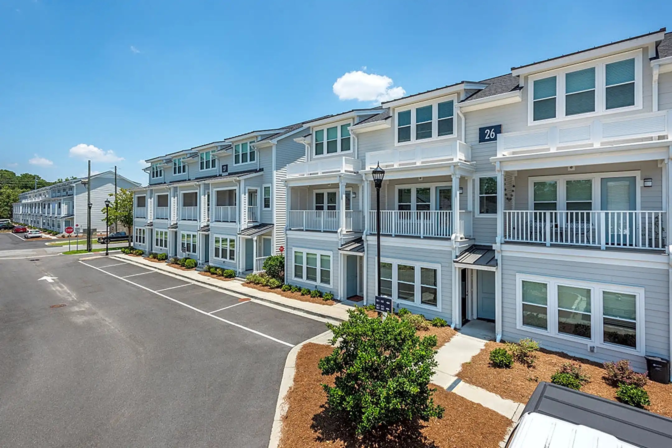 The Grove at Ardsley Park 125 E 62nd Street Savannah, GA Apartments