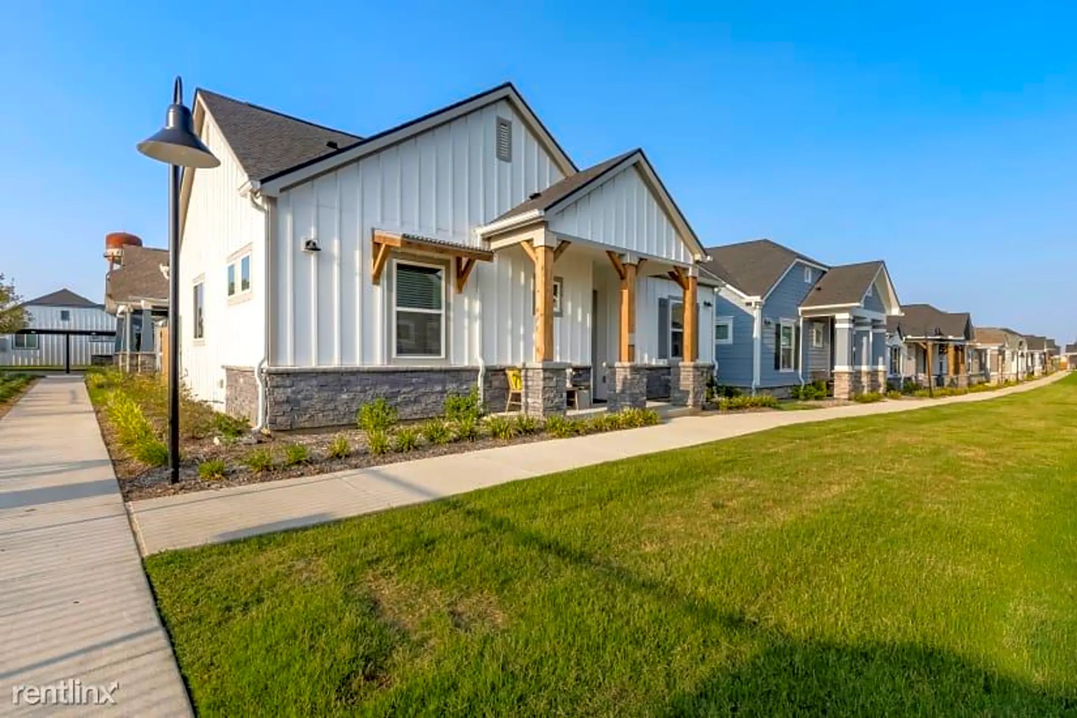 16048 Lago St Justin, TX Houses for Rent Rent.