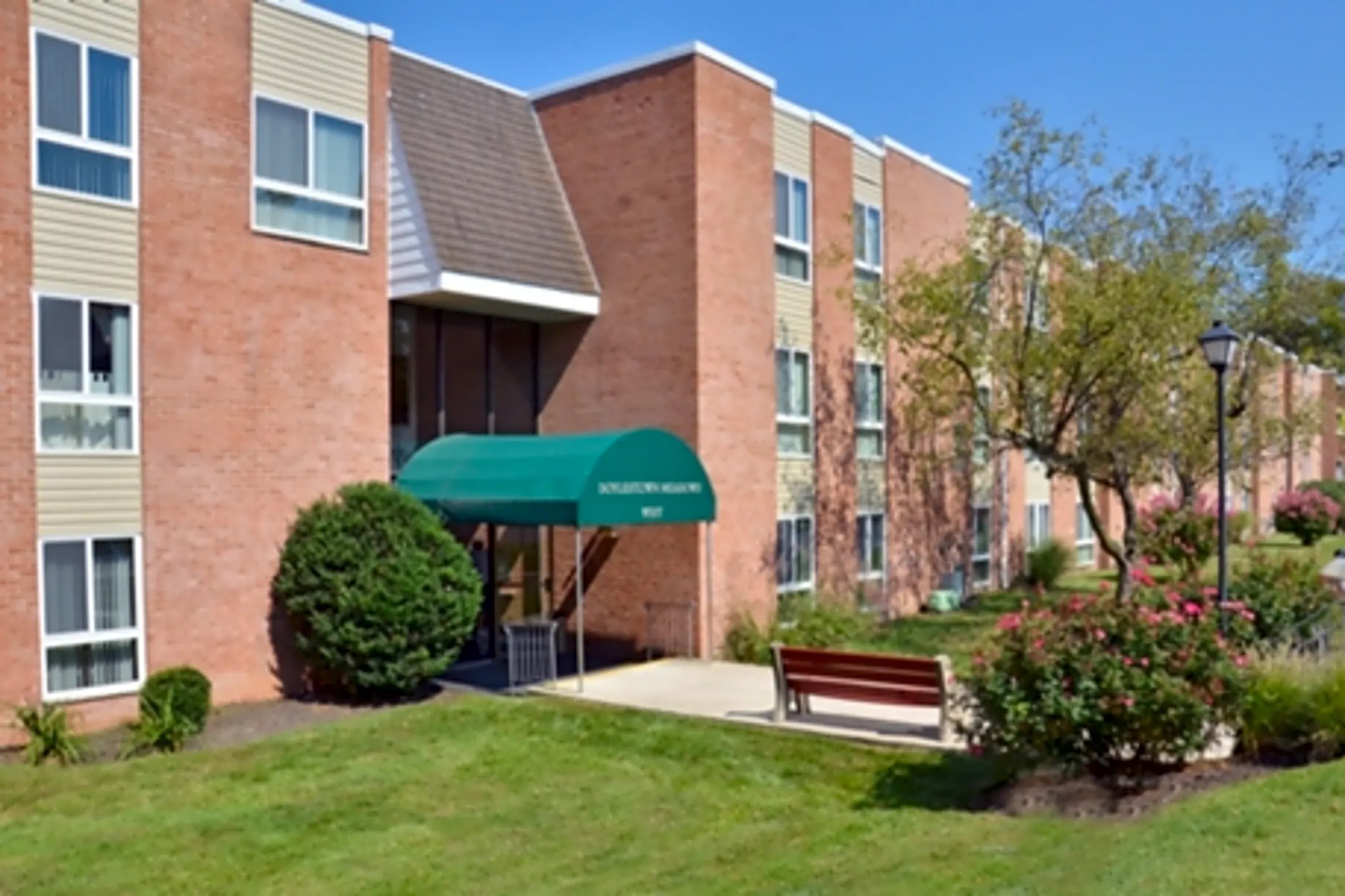 the metropolitan doylestown 303 W State St Doylestown, PA