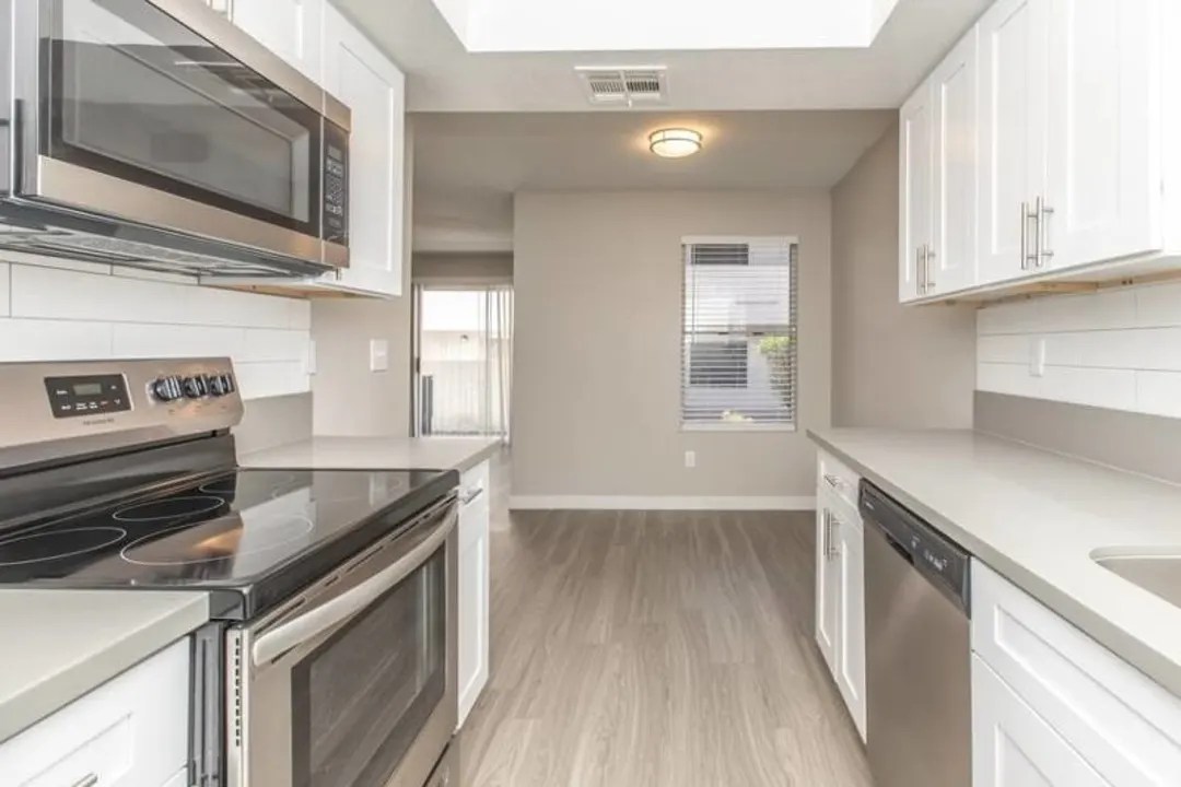 Allora at Spring Valley 4747 Pennwood Ave Las Vegas, NV Apartments