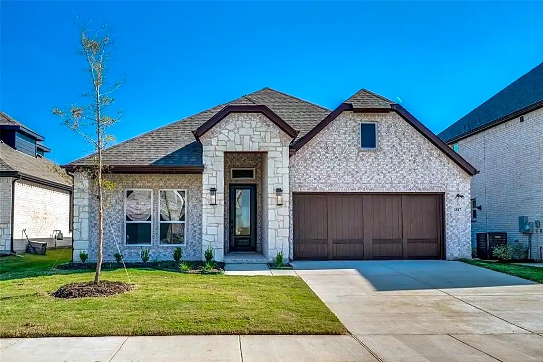 1817 Valencia Dr Little Elm, TX Houses for Rent Rent.