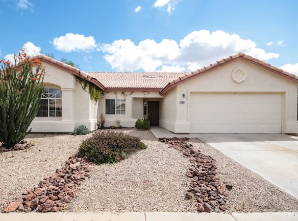 9040 N Shadow Rock Dr Tucson, AZ 85743 Home For Rent