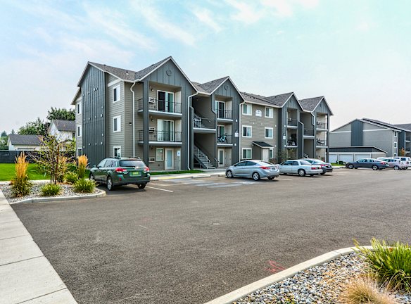 Crossroads Apartments For Rent Post Falls, ID