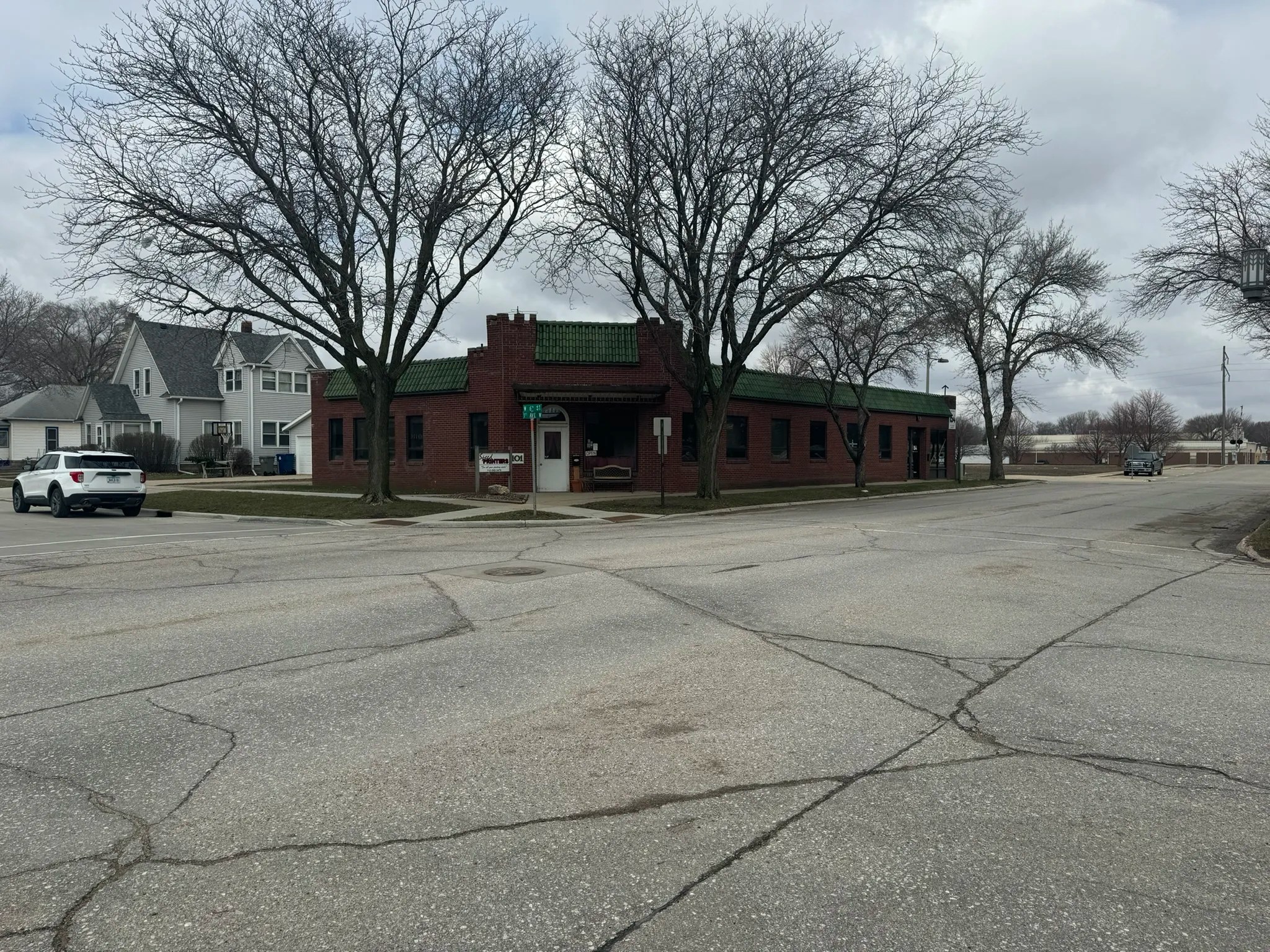 Spencer Dry Cleaning Building