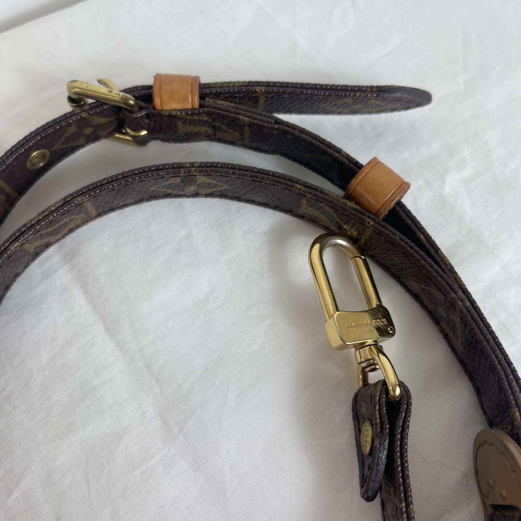 Louis Vuitton Monogram Adjustable shoulder/crossbody strap reowned.eu