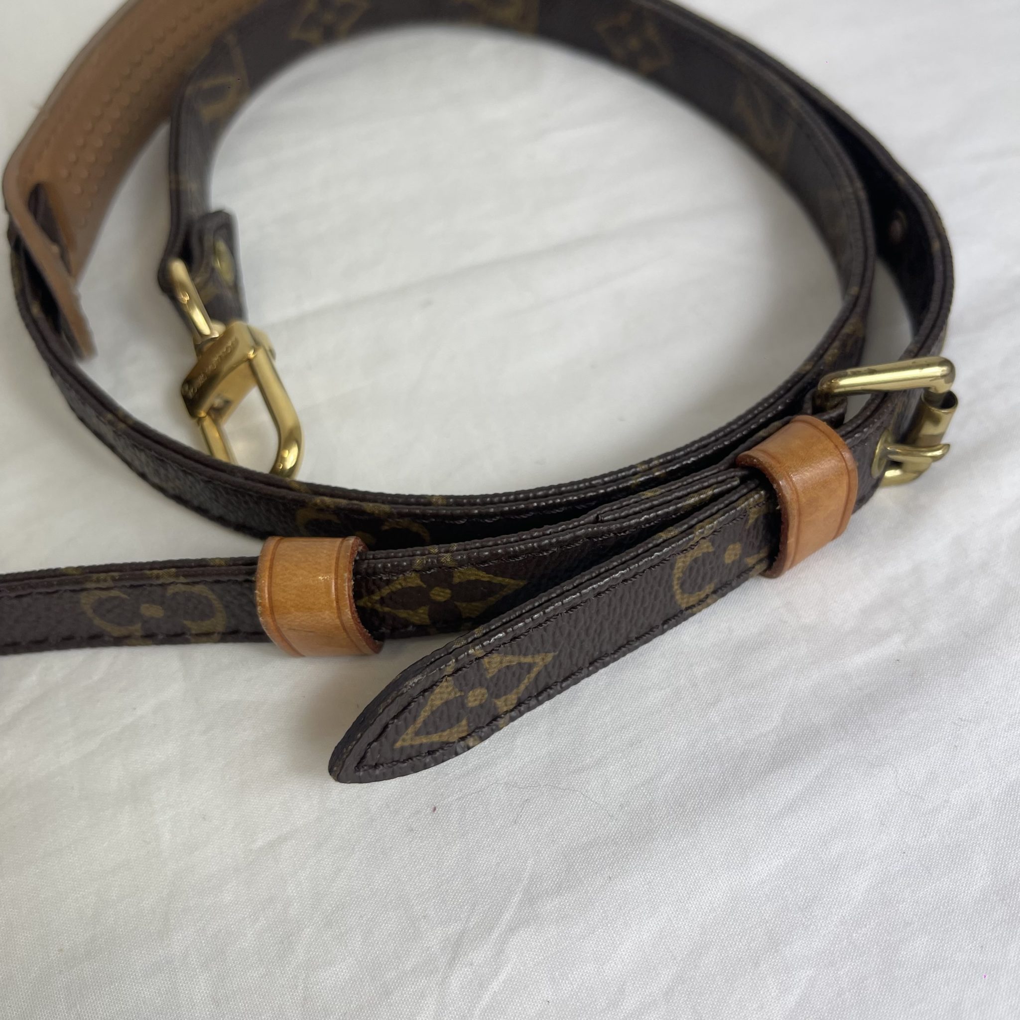 Louis Vuitton Monogram Adjustable shoulder/crossbody strap reowned.eu