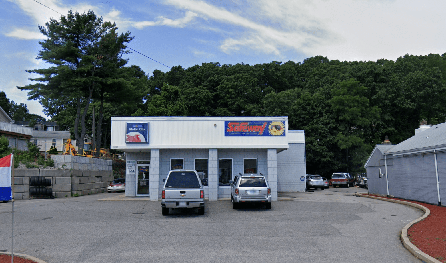 Safeway Oil Change & Automotive Services - Quality Auto Repair in