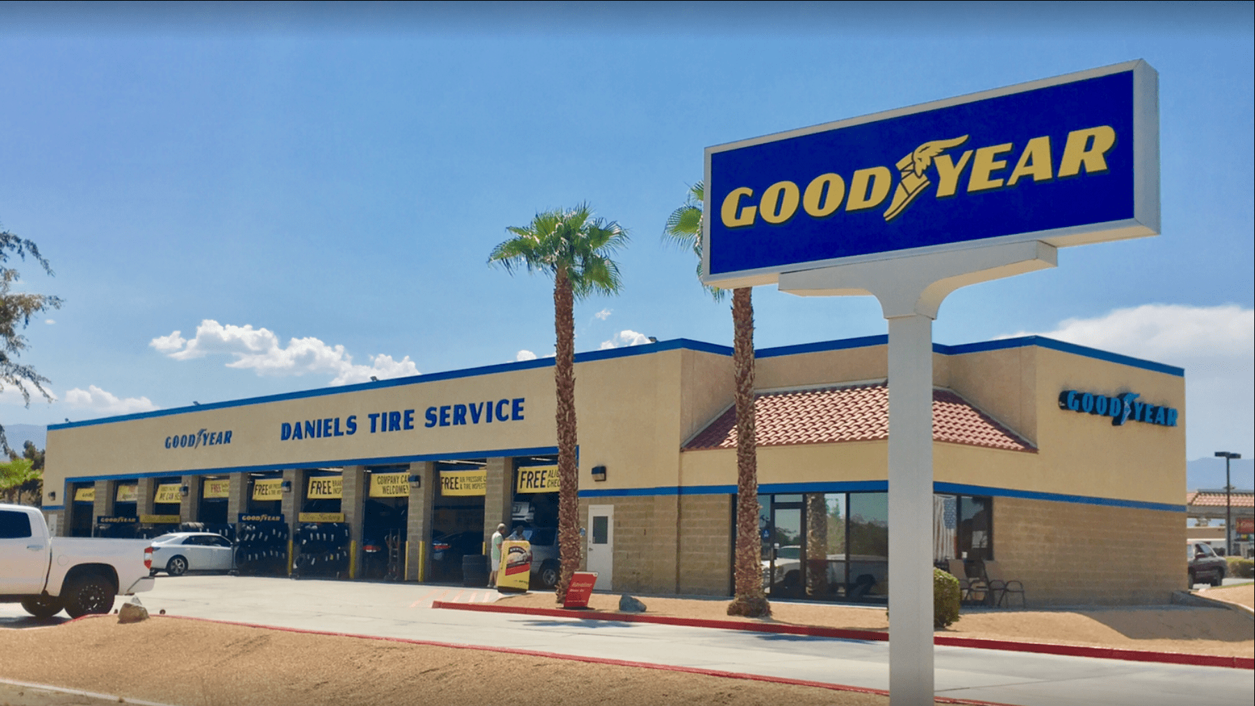 Daniels Tire Service - Bermuda Dunes - Quality Auto Repair in Bermuda