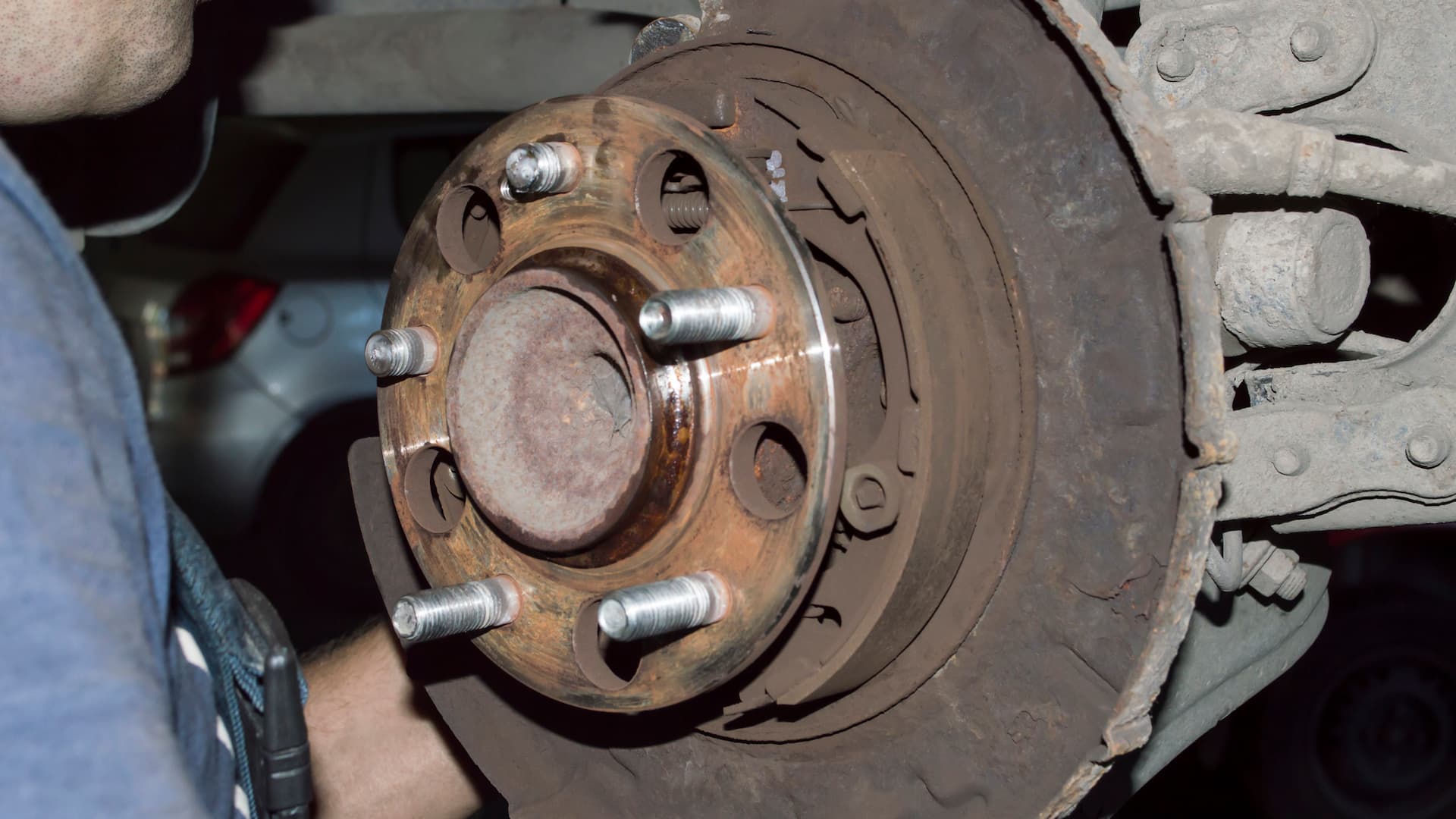 How to Carry Out Wheel Studs Replacement A 6Step Guide AutoNation