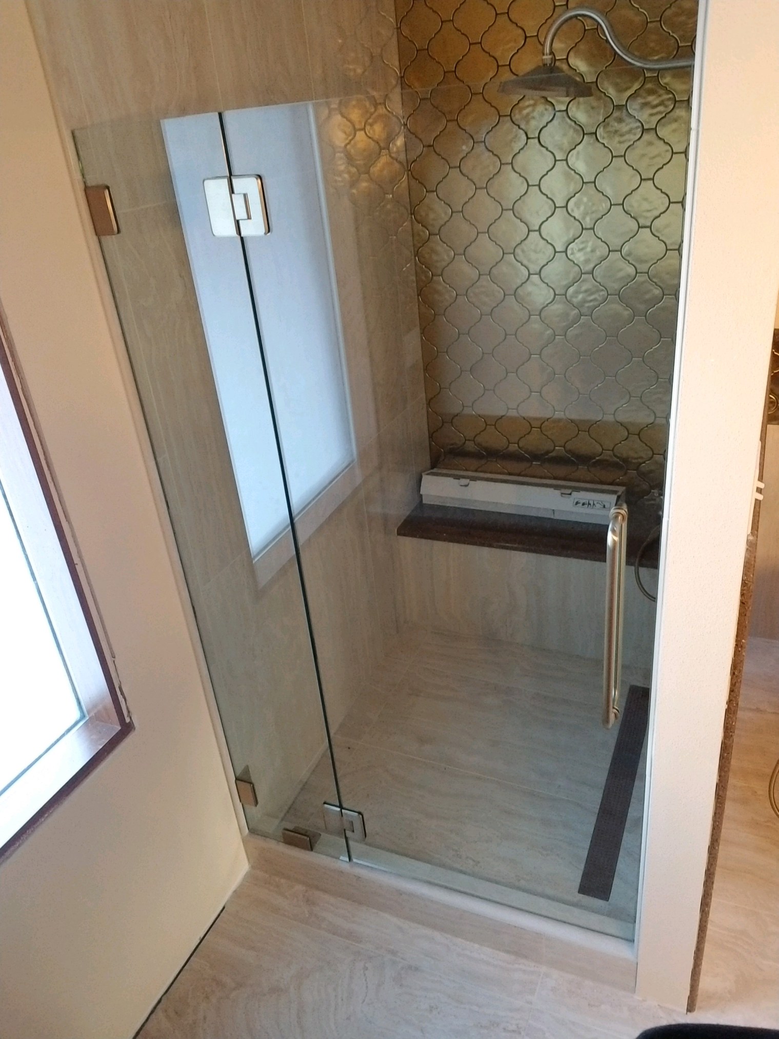 Glass Shower Doors & Mirror Installation and Repair in Alaska