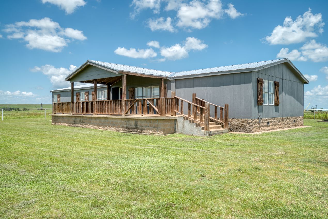 Doga Creek 40 Republic Ranches