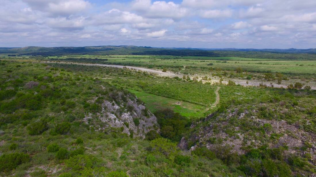 Uvalde Oaks Ranch Republic Ranches