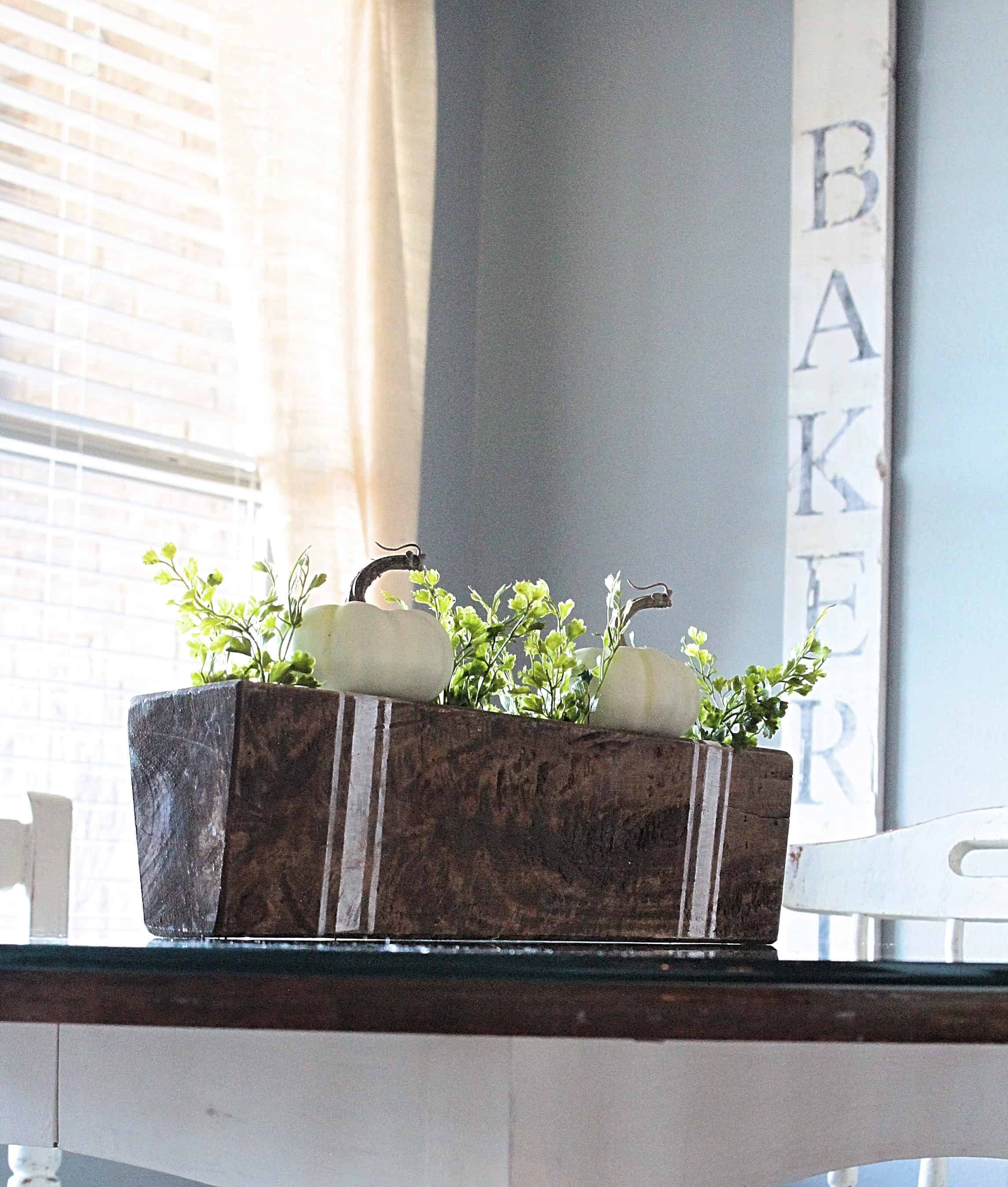 How to Decorate vintage style with a sugar mold and Grain Sack Stripes