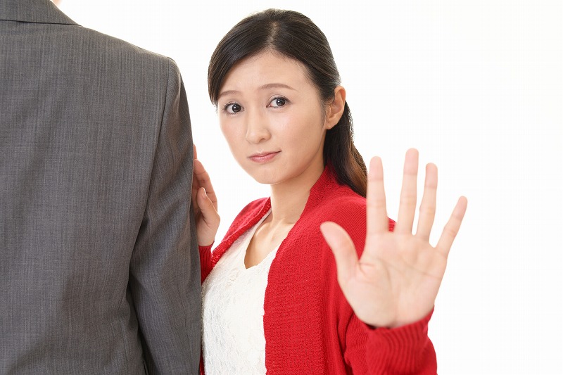 二股を助長する不快演出のCMが炎上！ ｜ レピュ研｜ジールコミュニケーションズのWebリスク情報発信メディア