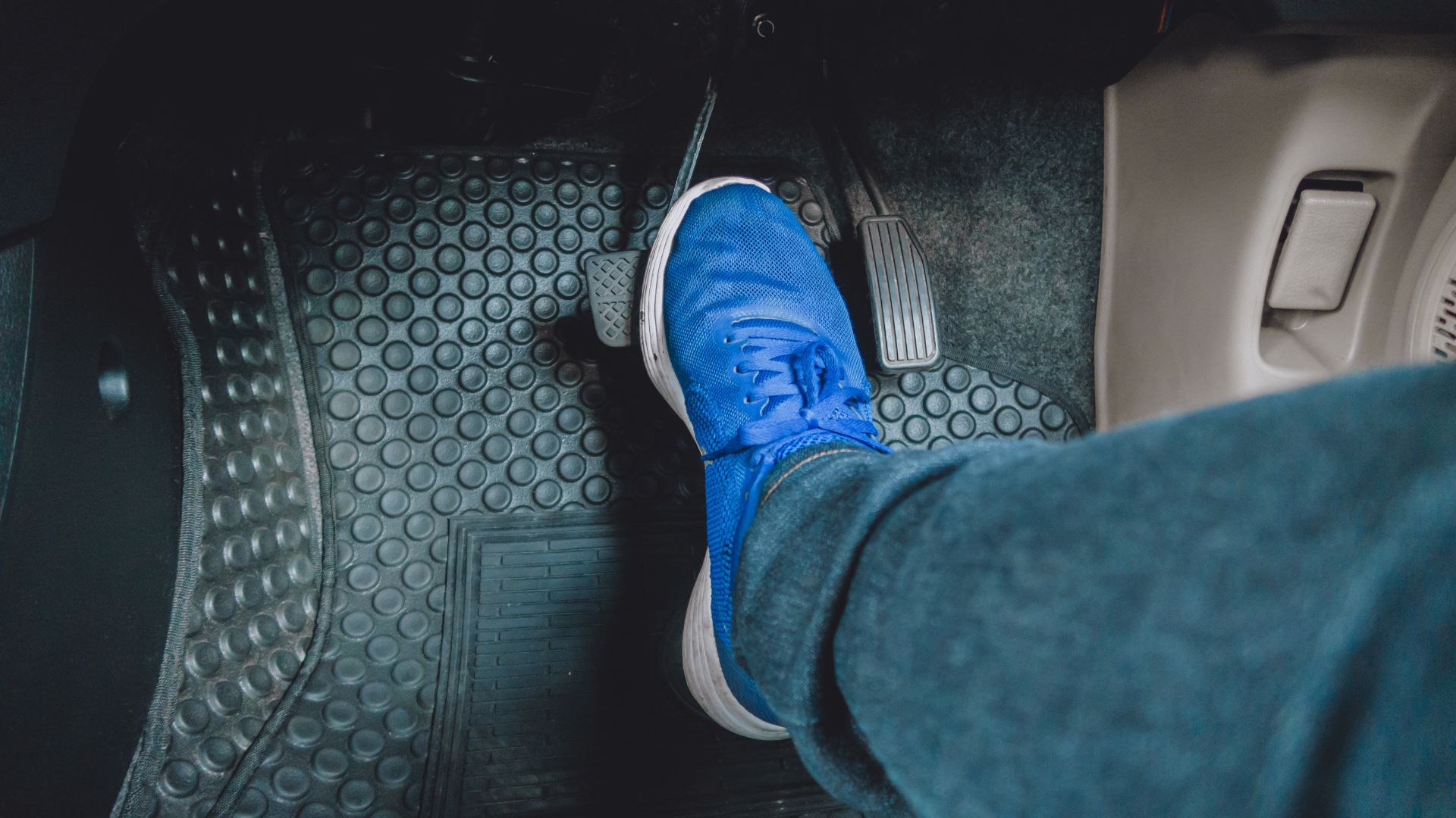 Soft brake pedal — causes and fixes REREV