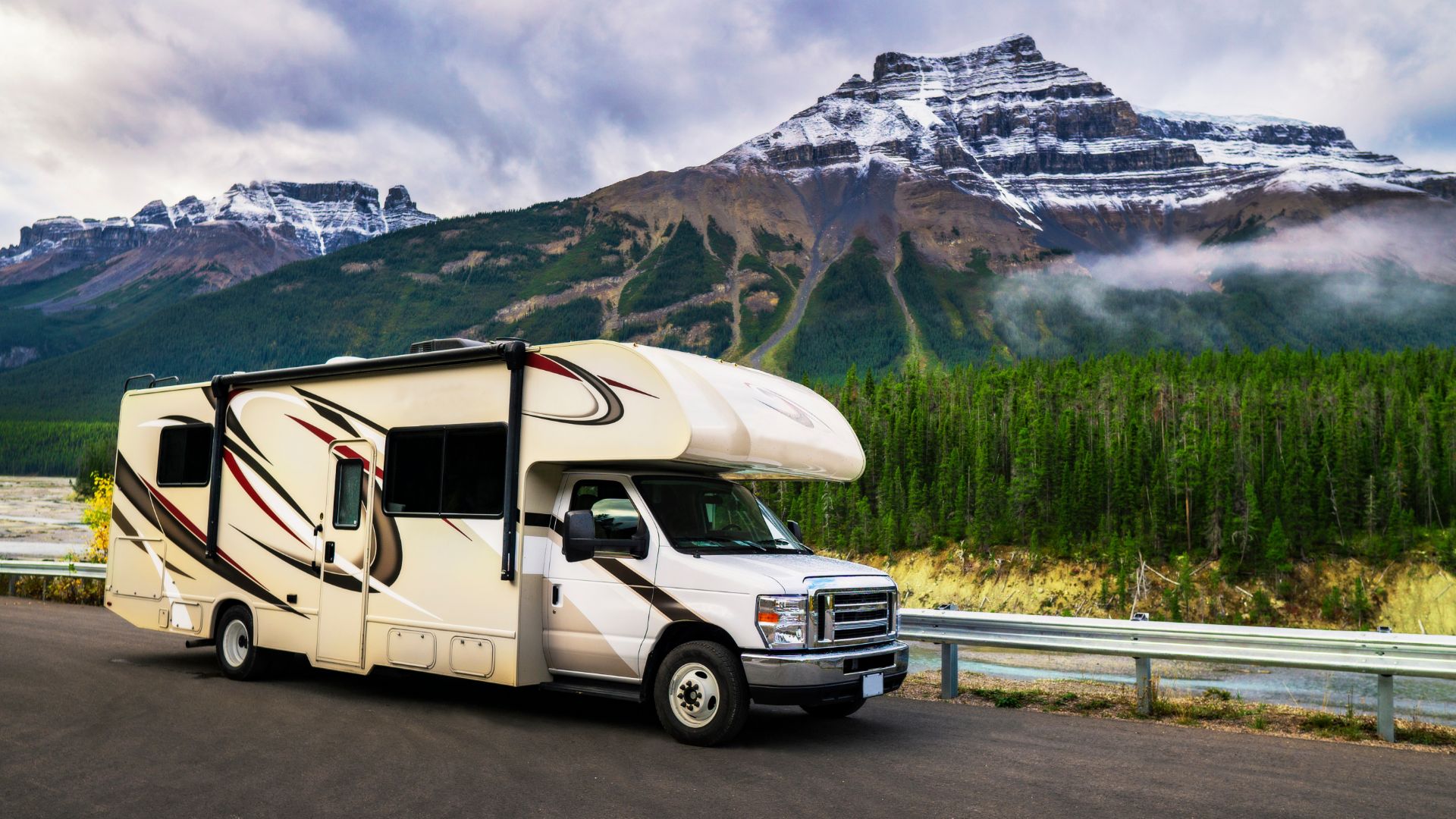 Do you need a CDL to drive an RV? — explained REREV
