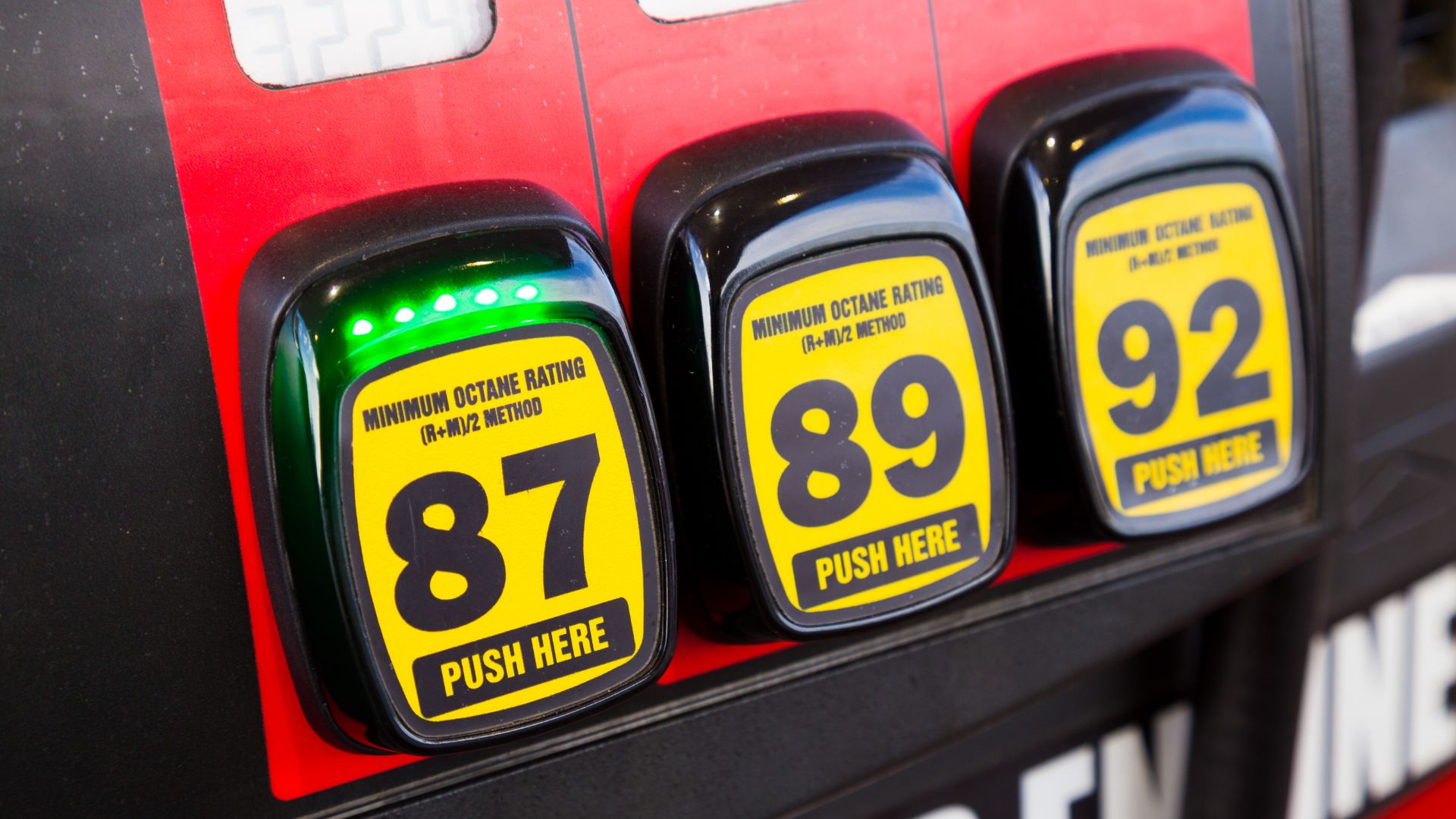 Can you mix premium and regular gas? — explained REREV