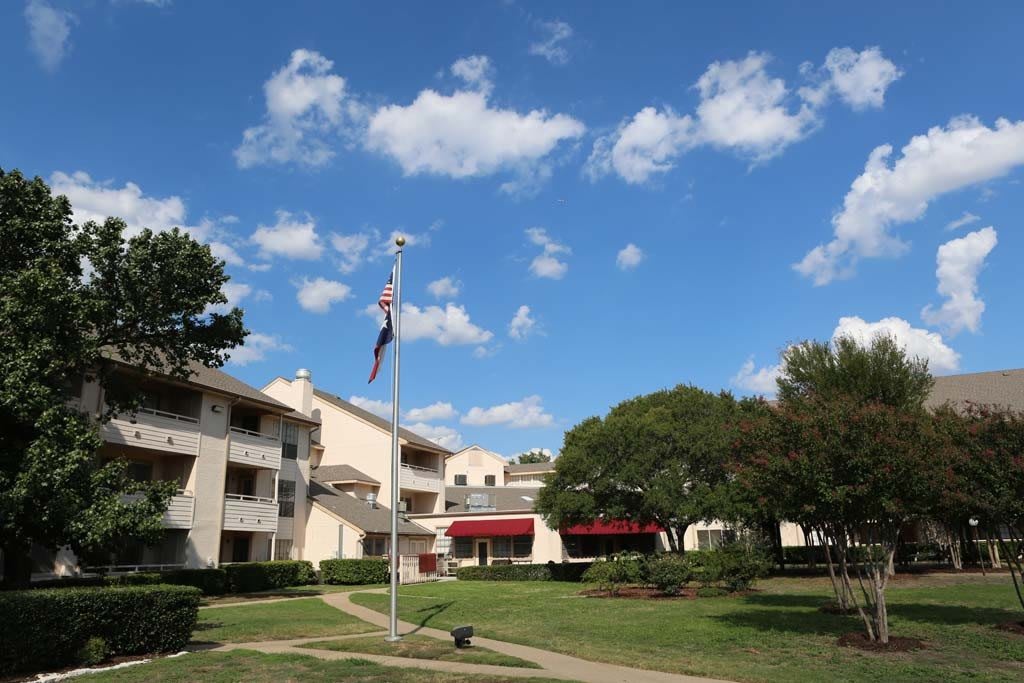 Lakeland Hills Senior Living Dallas A Place for Mom