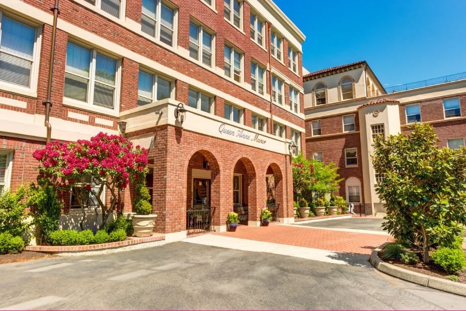 Queen Anne Manor Seattle A Place for Mom