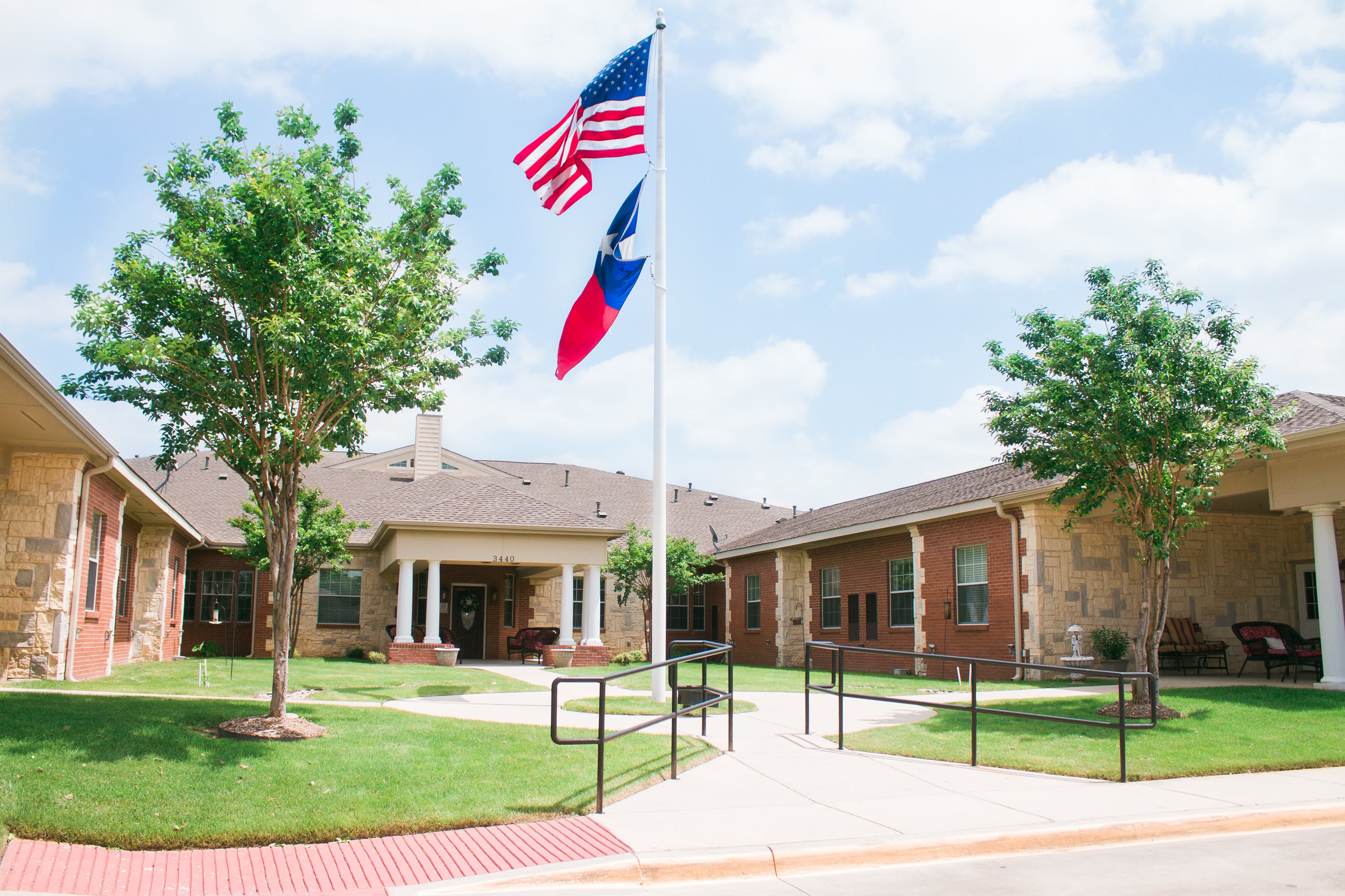 Autumn Oaks of Corinth Corinth A Place for Mom
