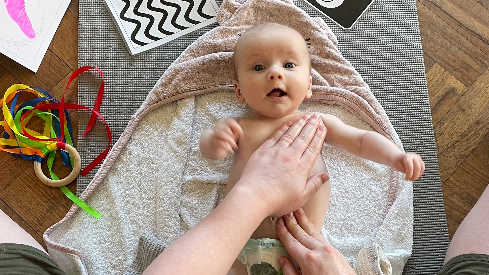 *NEW* Baby MASSAGE, HARPENDEN Pebble