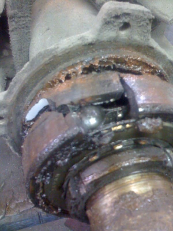 Fractured Bearing Electric motors & generators engineering EngTips